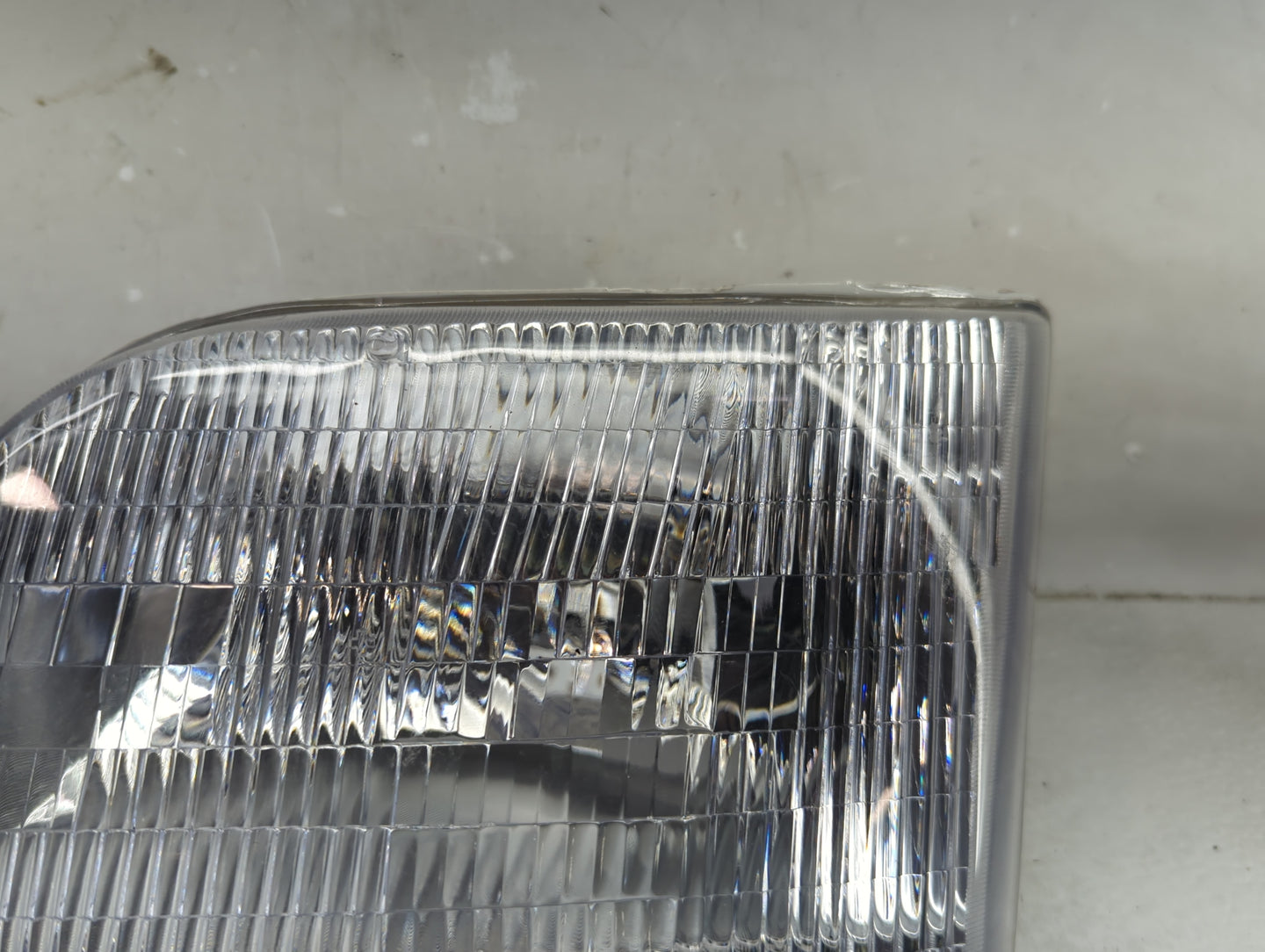1997-2002 Ford Expedition Driver Left Oem Head Light Headlight Lamp - Oemusedautoparts1.com