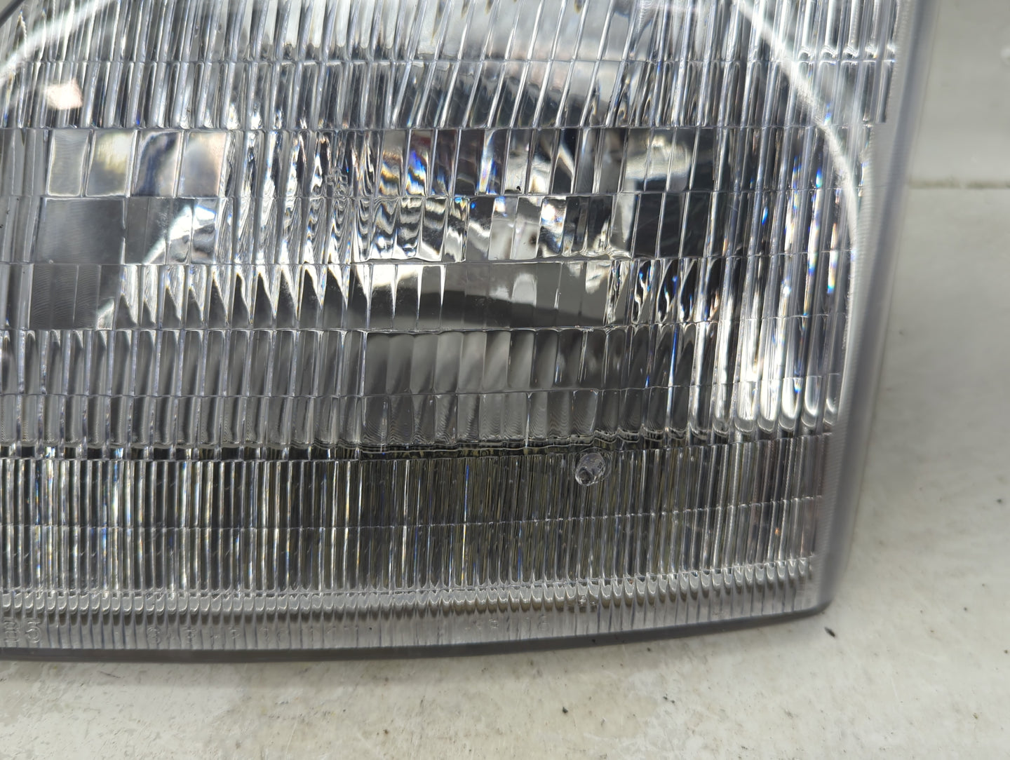 1997-2002 Ford Expedition Driver Left Oem Head Light Headlight Lamp - Oemusedautoparts1.com