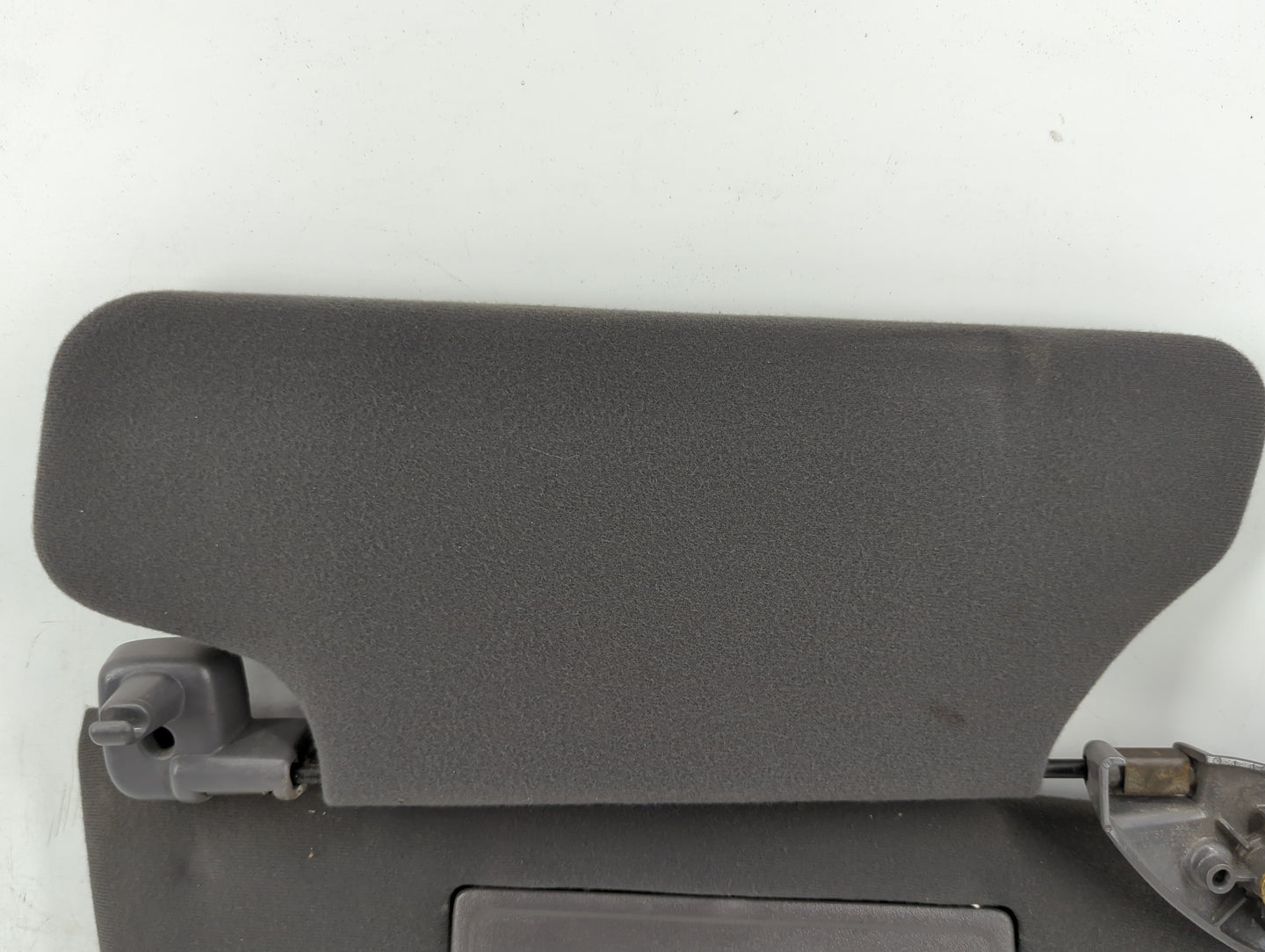 2001 Ford Expedition Sun Visor Shade Replacement Passenger Right Mirror Fits OEM Used Auto Parts - Oemusedautoparts1.com