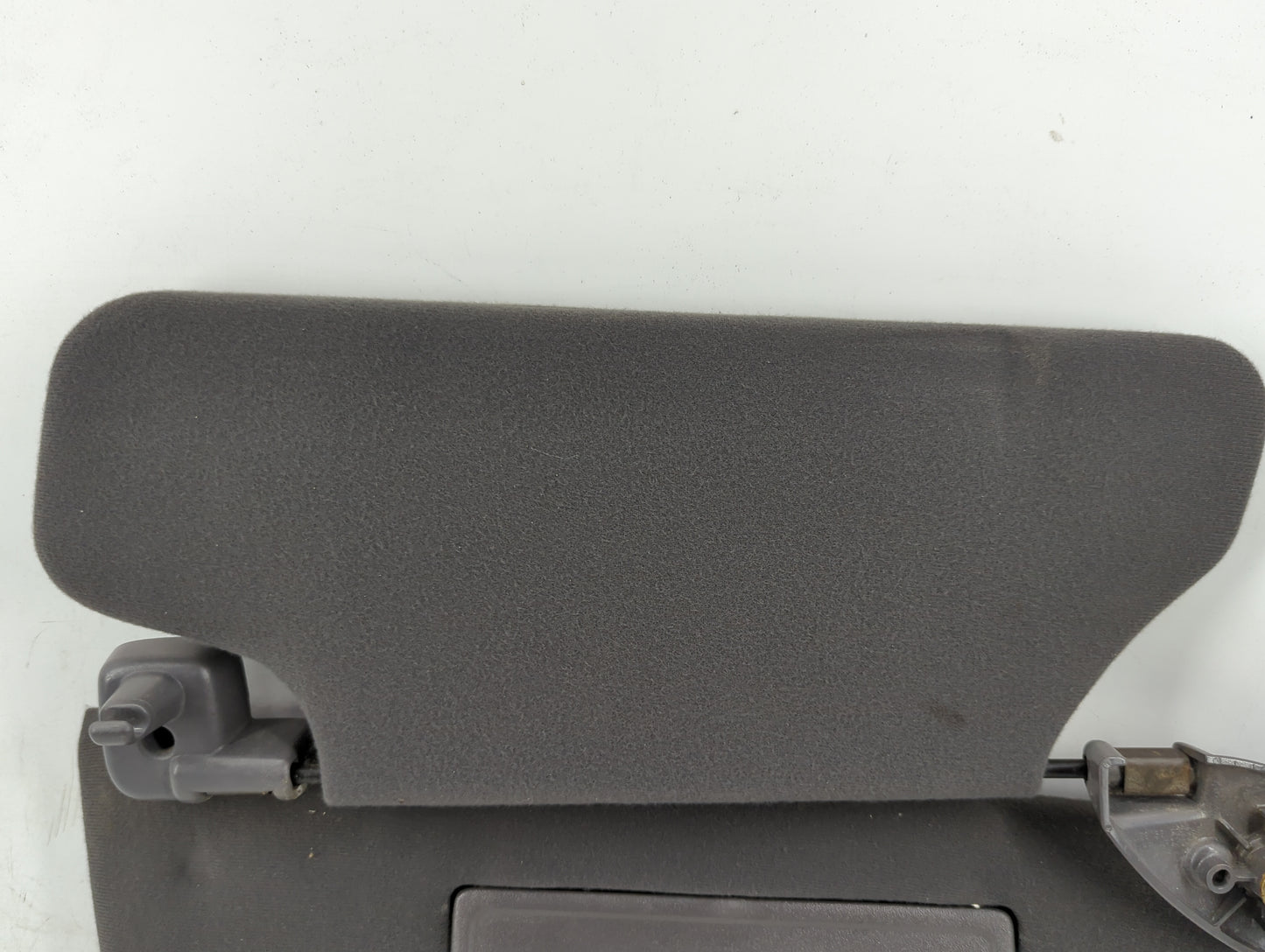 2001 Ford Expedition Sun Visor Shade Replacement Passenger Right Mirror Fits OEM Used Auto Parts - Oemusedautoparts1.com