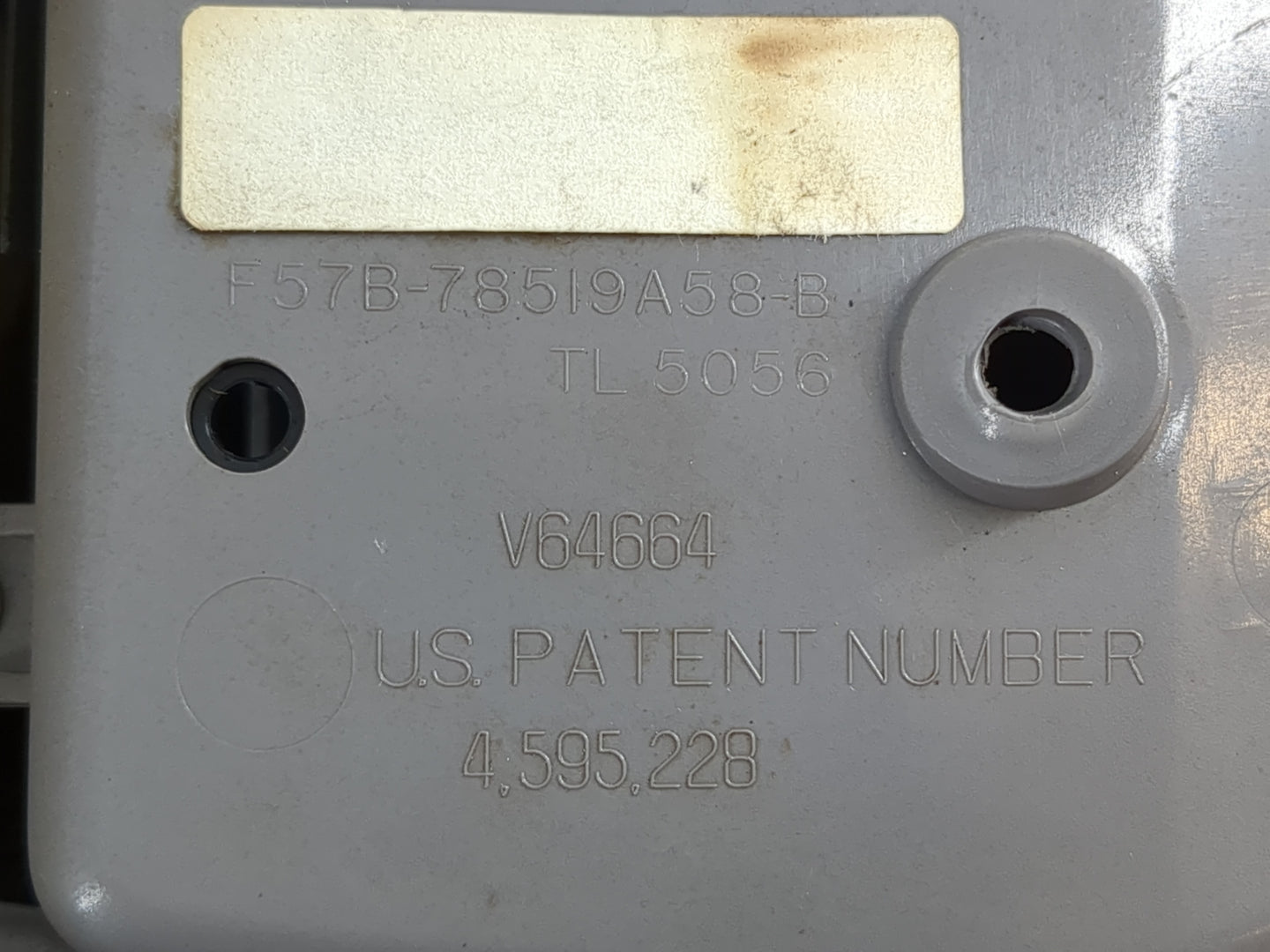 2001 Ford Explorer Overhead Console Gray Dome Light Sport Trac - Oemusedautoparts1.com
