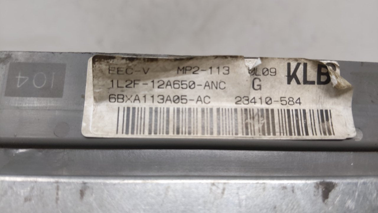2001 Ford Explorer PCM Engine Control Computer ECU ECM PCU OEM P/N:1L2F-12A650-ANC Fits OEM Used Auto Parts - Oemusedautopar