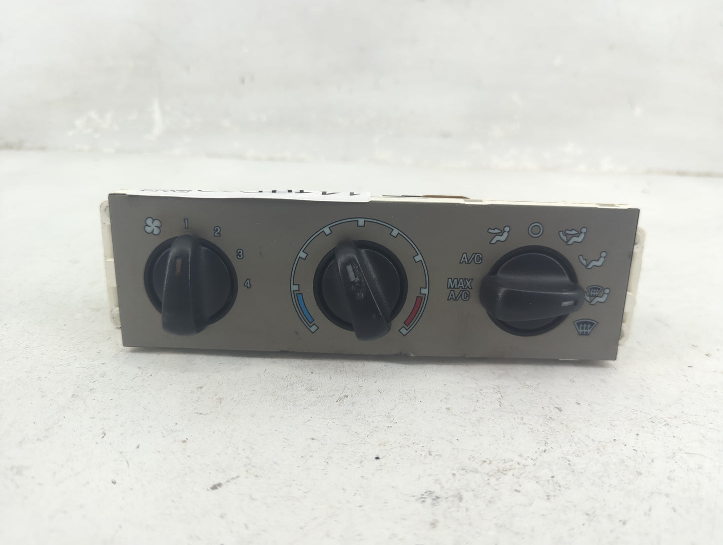 2001-2002 Ford Explorer Climate Control Module Temperature AC/Heater Replacement P/N:XL5H-19C733-BA Fits Fits 2001 2002 OEM 