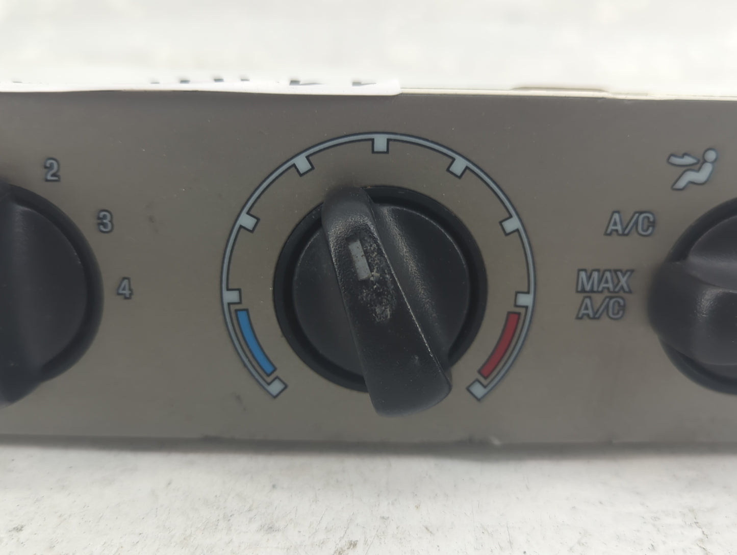 2001-2002 Ford Explorer Climate Control Module Temperature AC/Heater Replacement P/N:XL5H-19C733-BA Fits Fits 2001 2002 OEM 