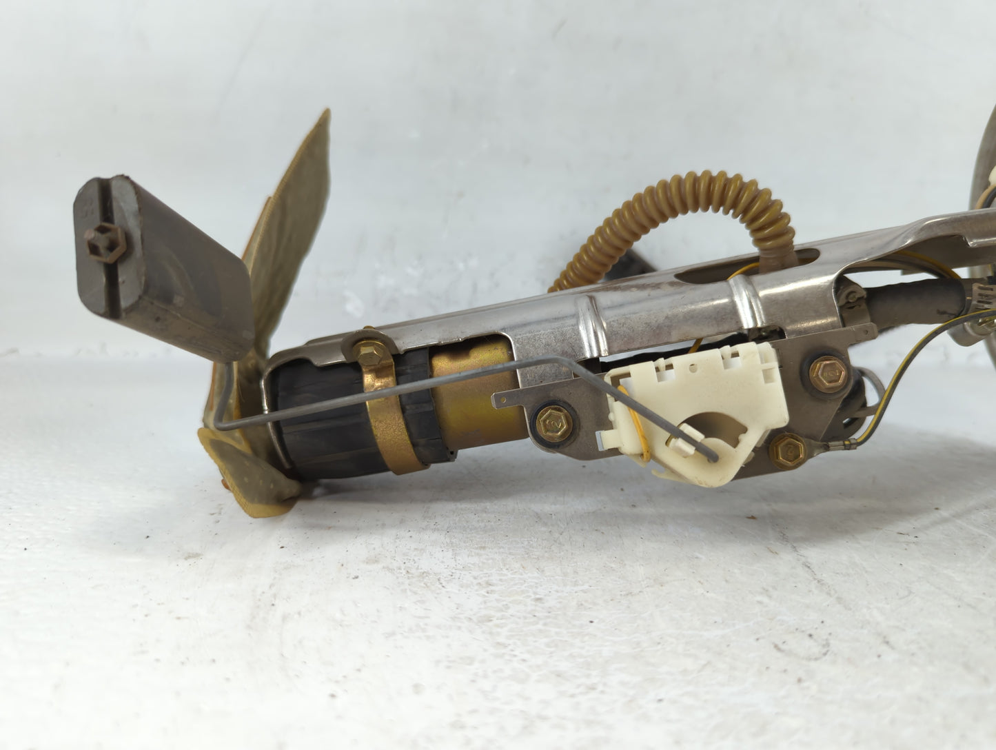 Ford Explorer Electrical Gas Fuel Pump Assembly - Oemusedautoparts1.com