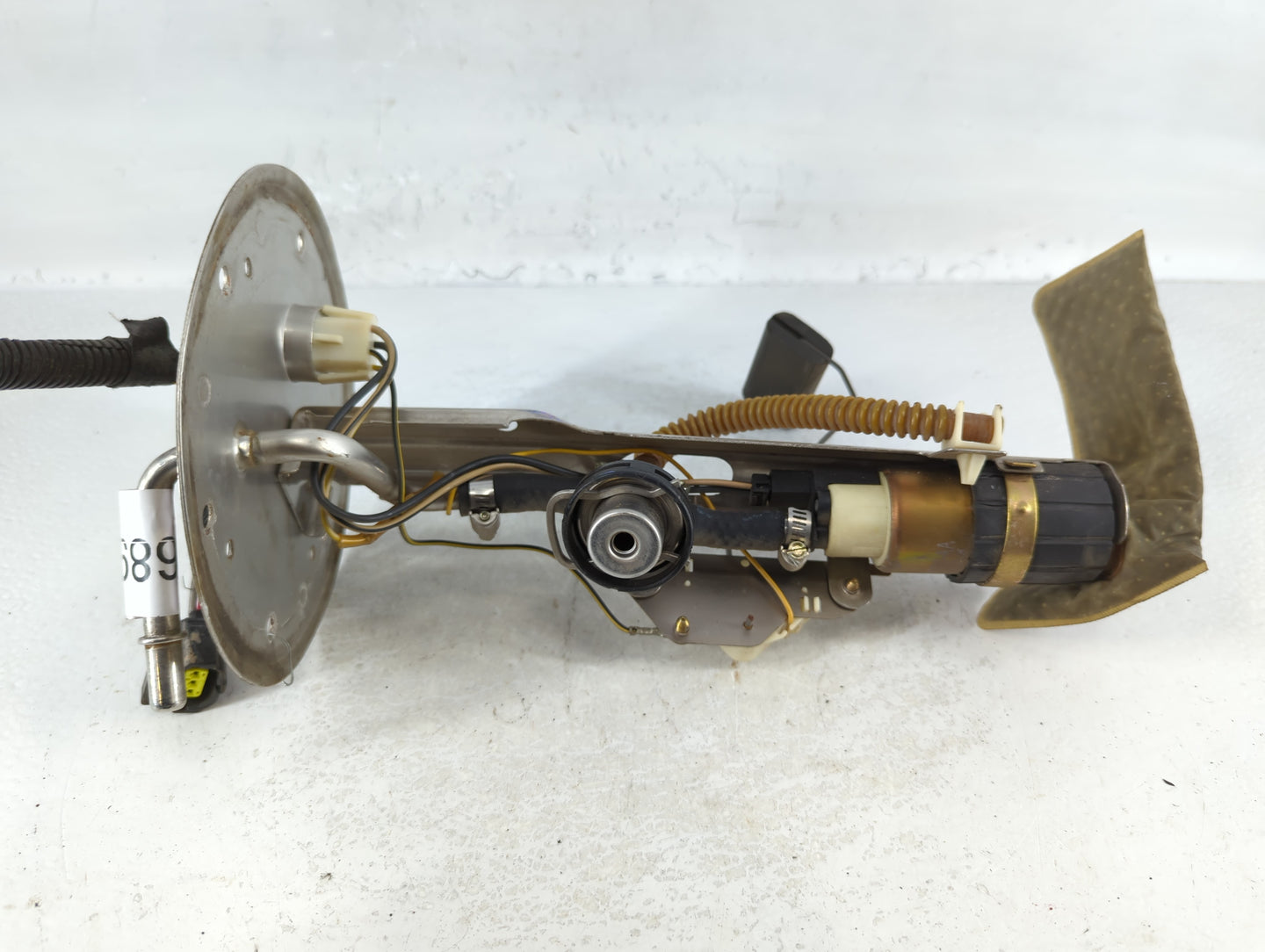 Ford Explorer Electrical Gas Fuel Pump Assembly - Oemusedautoparts1.com