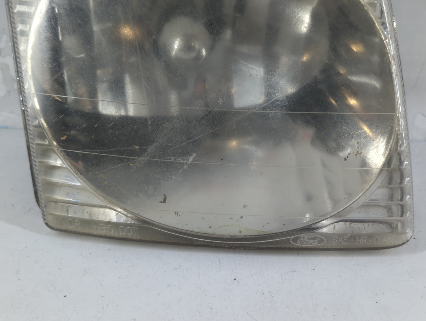 Ford Explorer Passenger Right Oem Head Light Headlight Lamp - Oemusedautoparts1.com