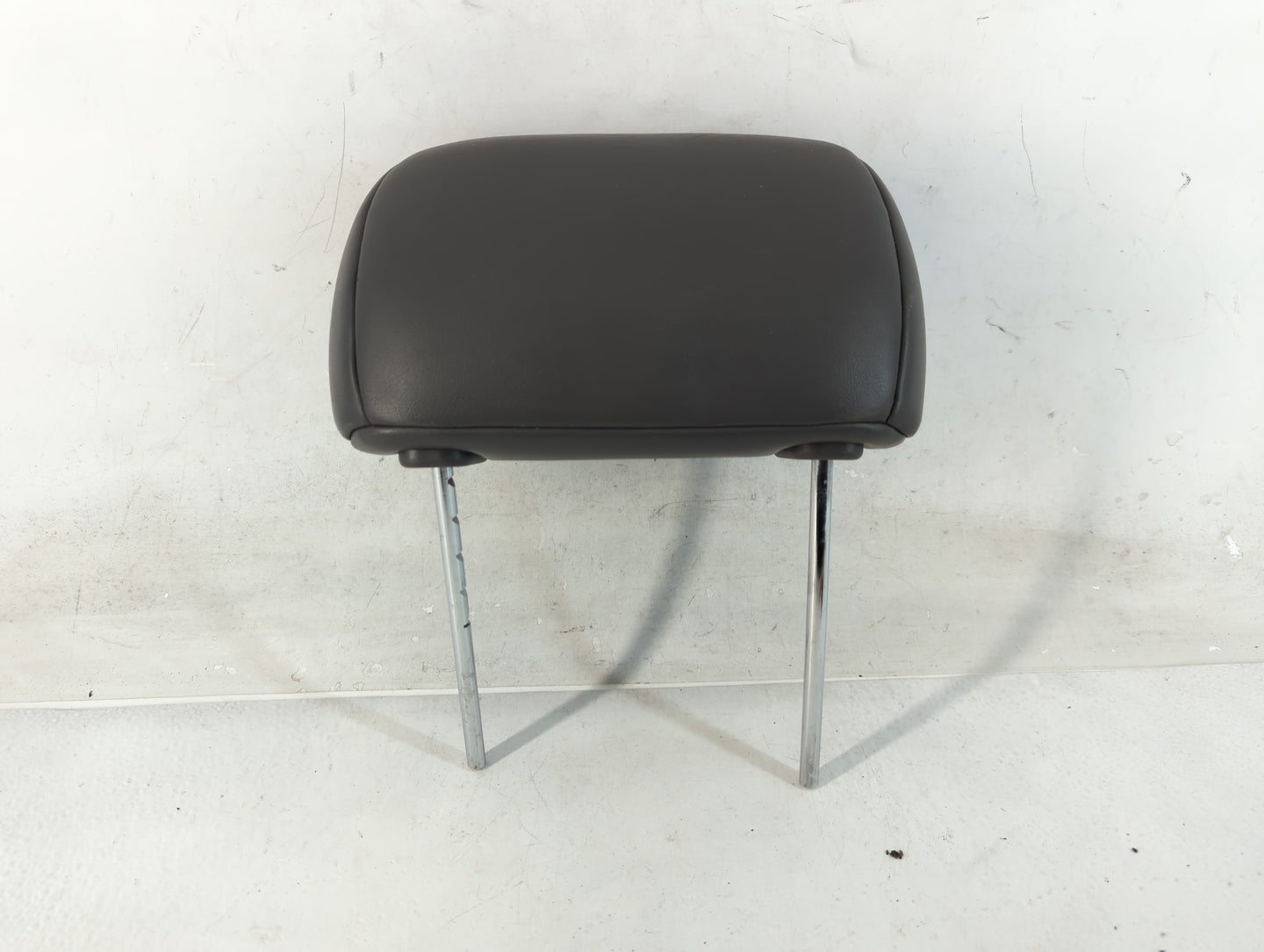 2001 Ford Explorer Headrest Head Rest Front Driver Passenger Seat Fits OEM Used Auto Parts - Oemusedautoparts1.com