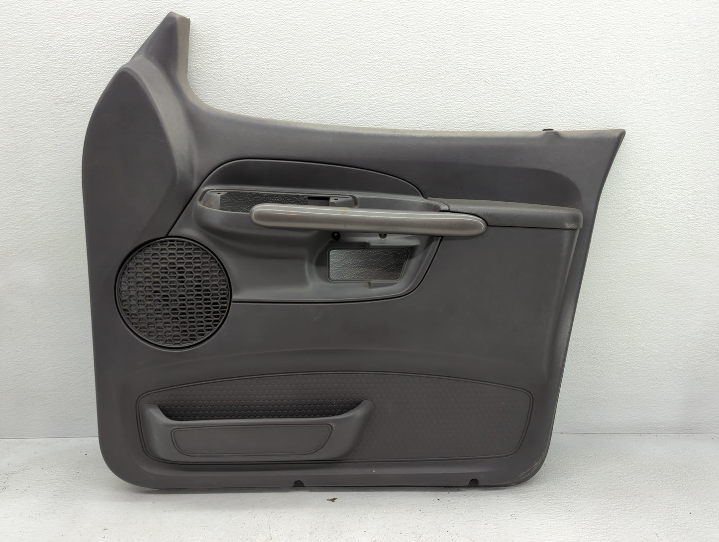 2001 Ford Explorer Front Right Passenger Interior Door Panel Trim - Oemusedautoparts1.com