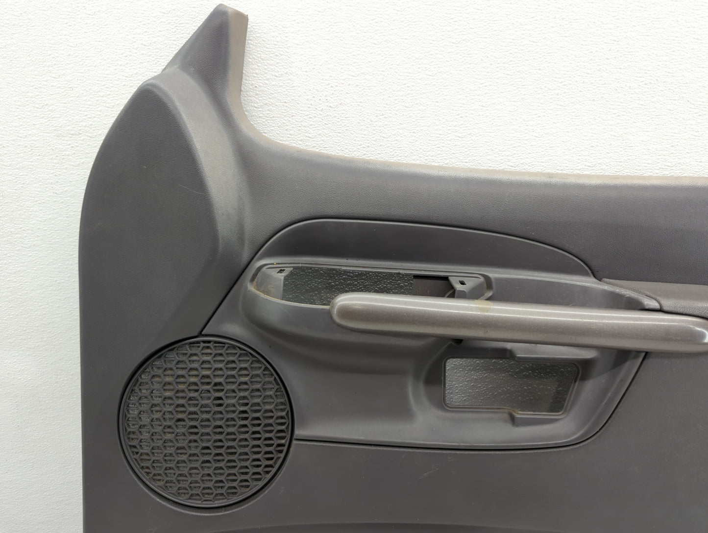 2001 Ford Explorer Front Right Passenger Interior Door Panel Trim - Oemusedautoparts1.com
