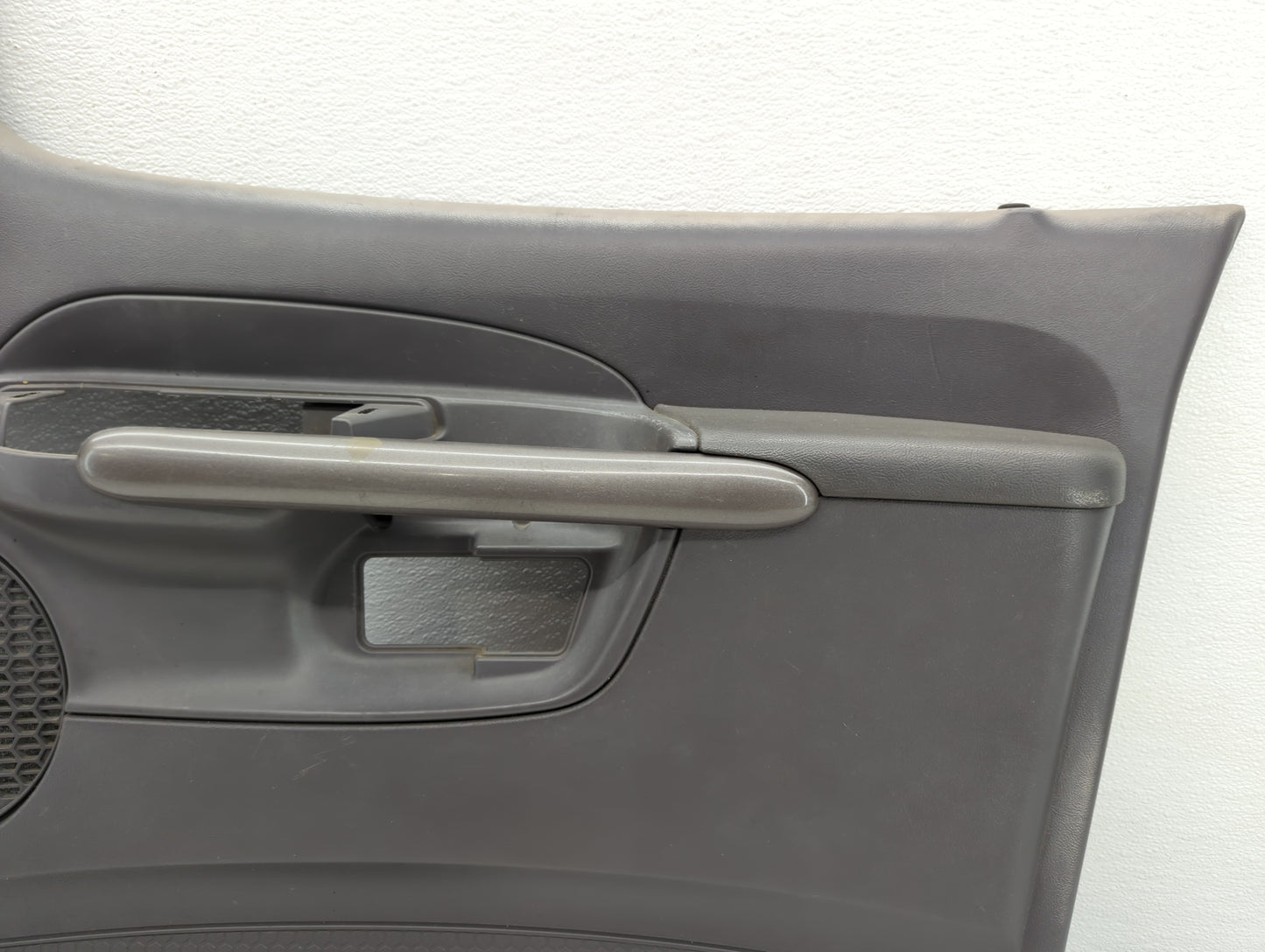 2001 Ford Explorer Front Right Passenger Interior Door Panel Trim - Oemusedautoparts1.com