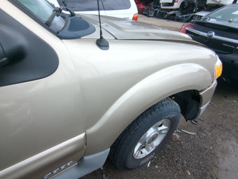 compare product 2001-2005 Ford Explorer Sport Trac Passenger Fender