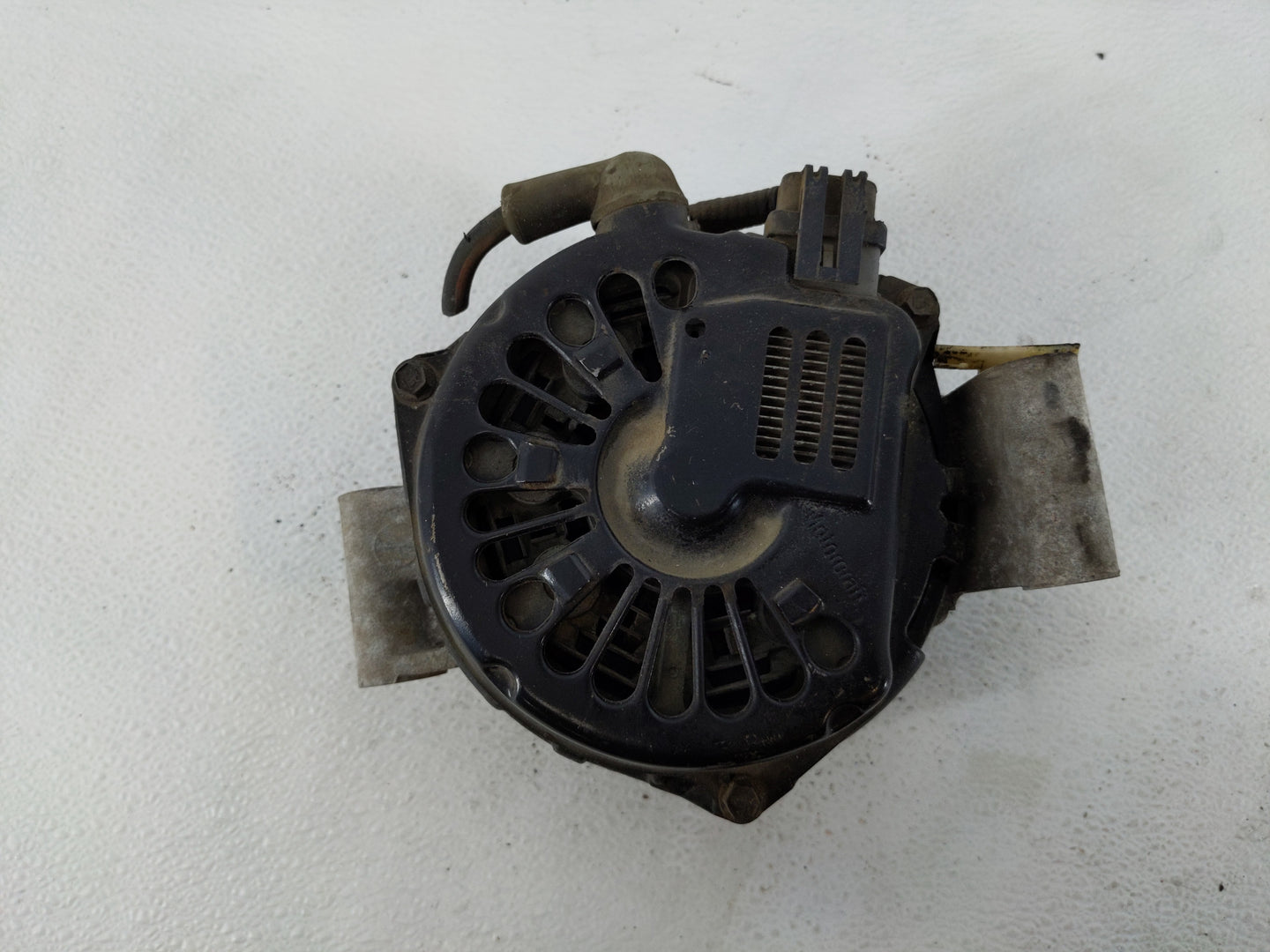 2001-2004 Ford Explorer Sport Trac Alternator Replacement Generator Charging Assembly Engine OEM Fits Fits 2001 2002 2003 20