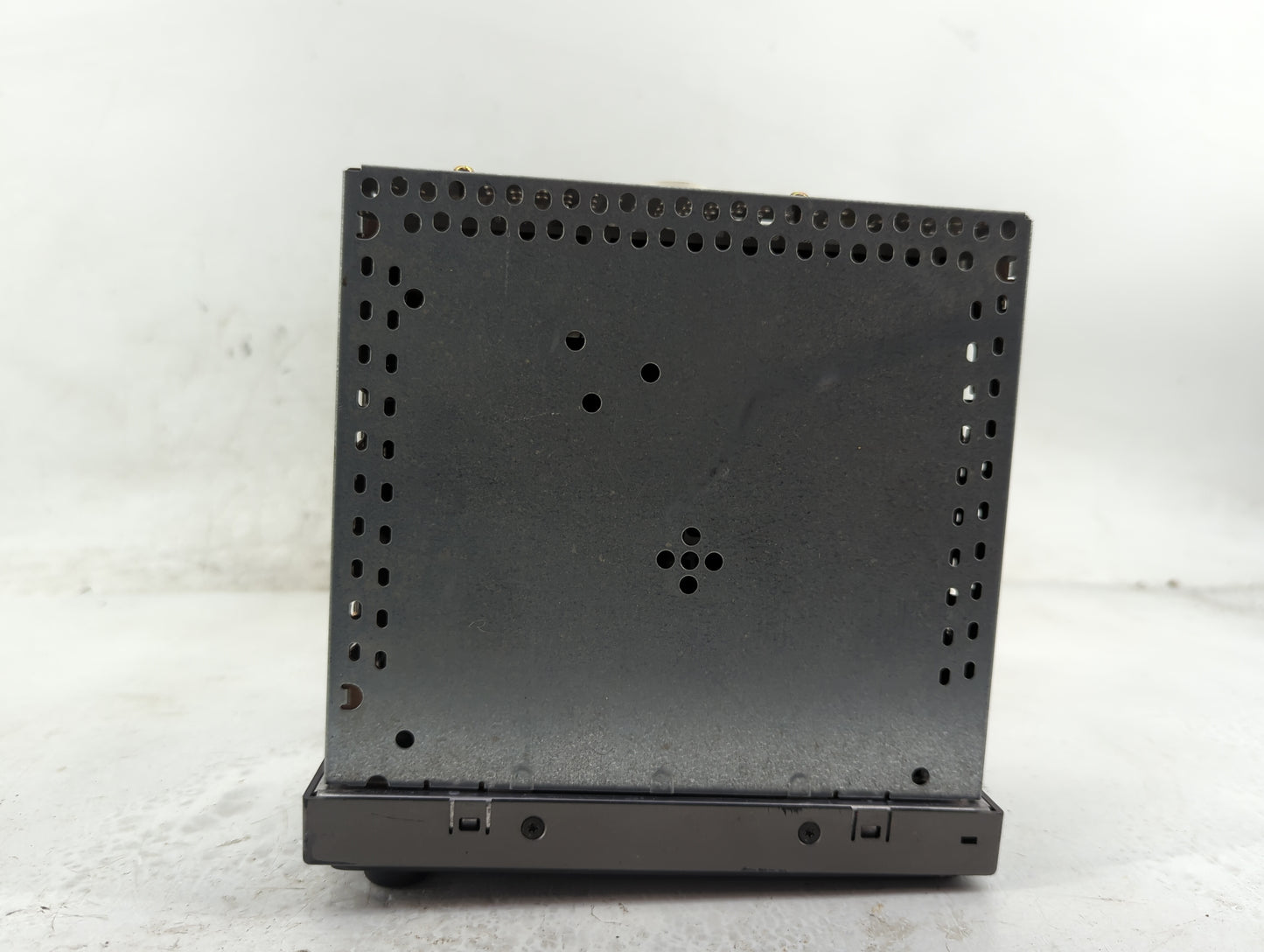 2001 Ford Explorer Sport Trac Radio AM FM Cd Player Receiver Replacement P/N:1L2F-18C868-GA Fits OEM Used Auto Parts - Oemus