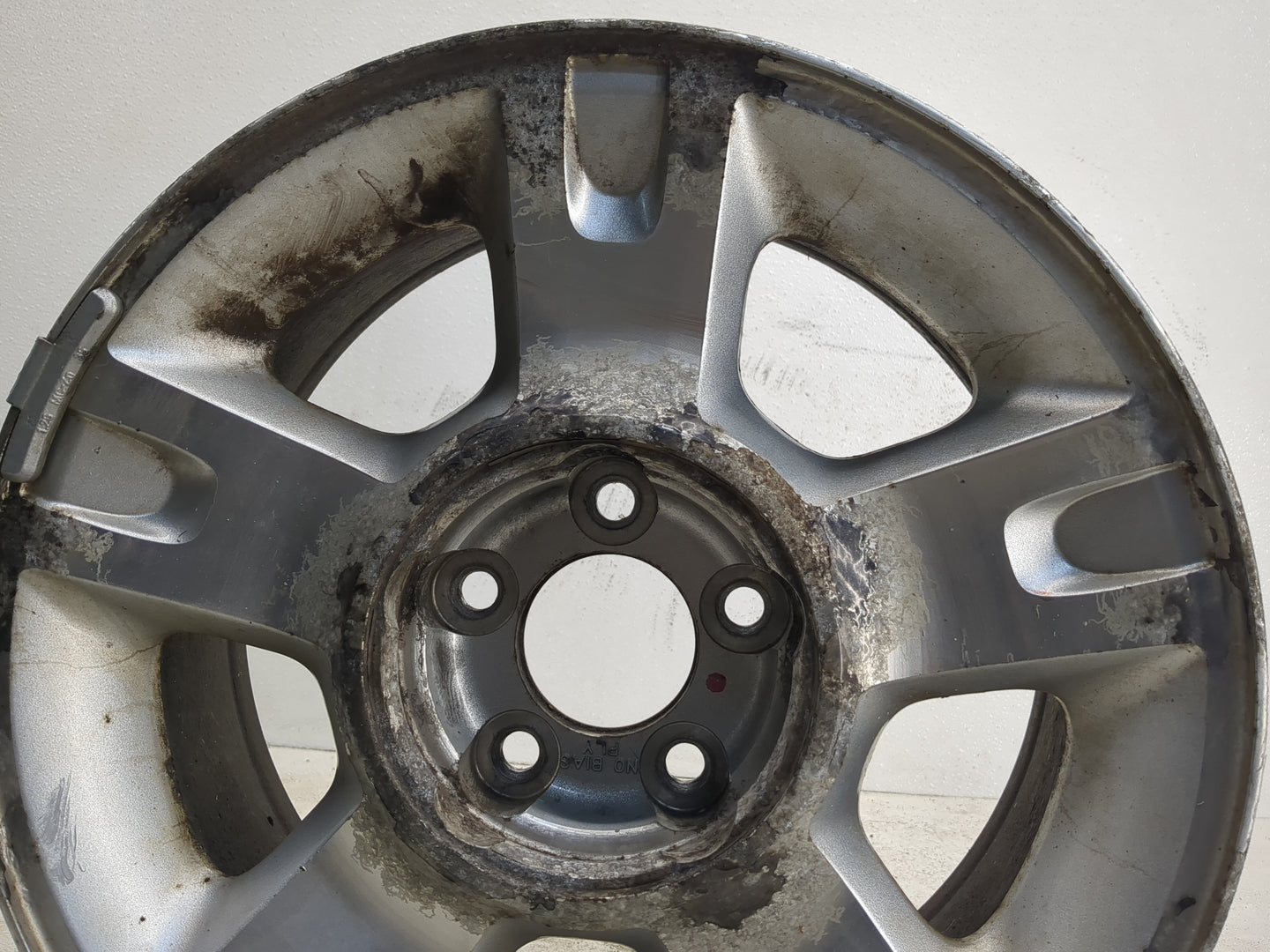 2001-2005 Ford Explorer Sport Trac Oem Wheel Rim 1120439 - Oemusedautoparts1.com