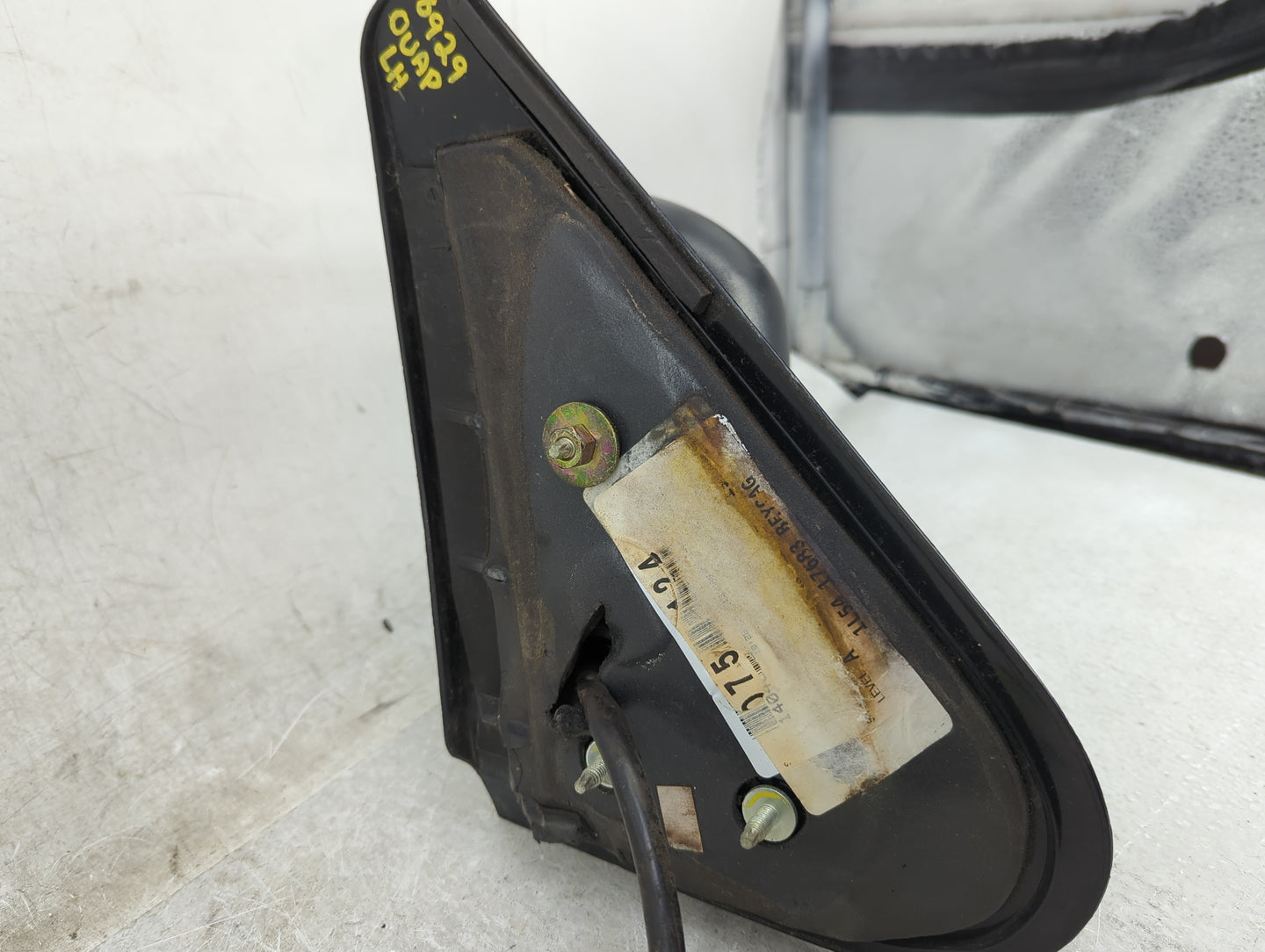 2001-2005 Ford Explorer Sport Trac Driver Side View Mirror - Left Door Mirror OEM Used - Oemusedautoparts1.com