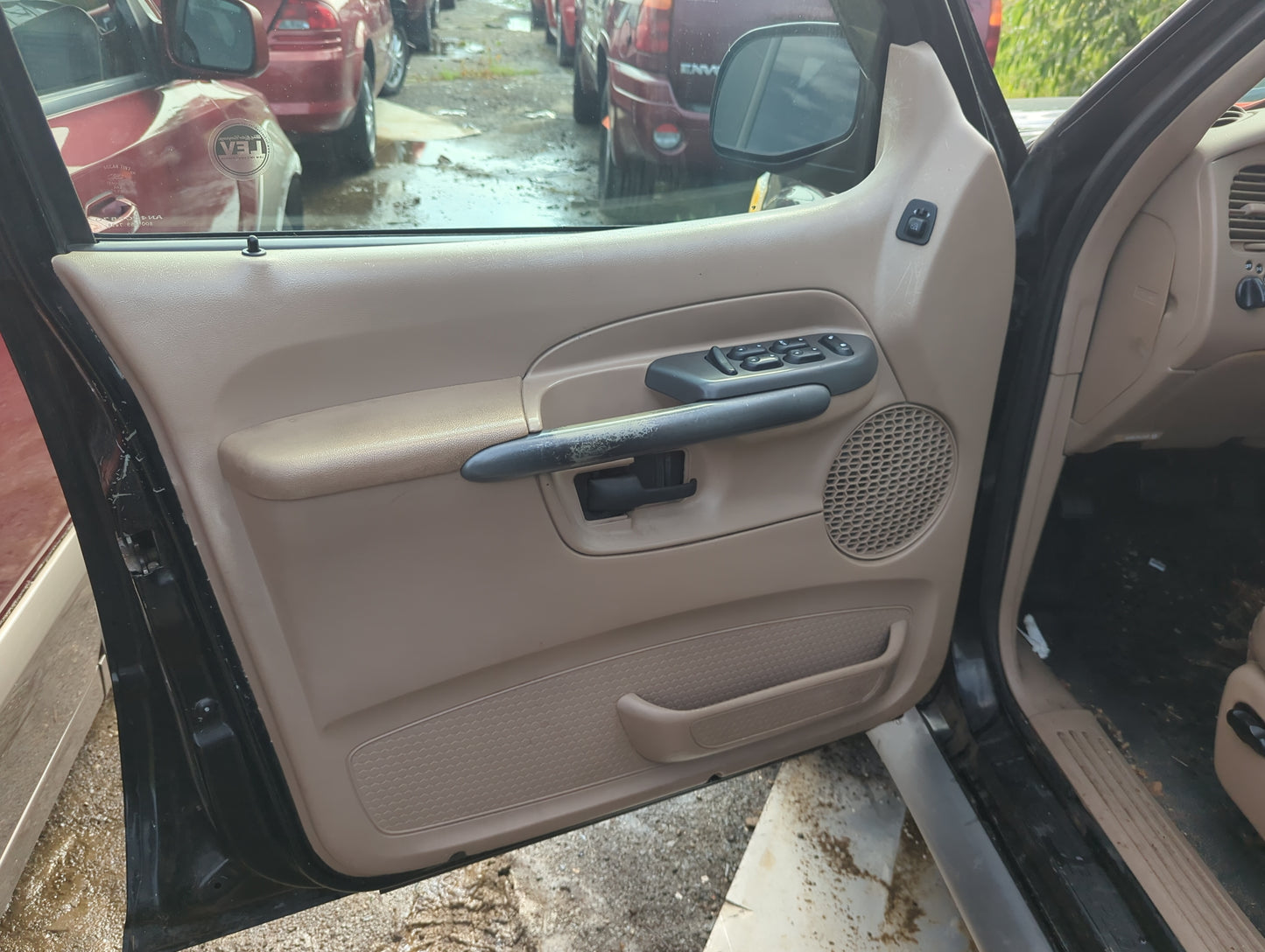 2001 Ford Explorer Sport Trac Front Left Driver Interior Door Panel Trim - Oemusedautoparts1.com