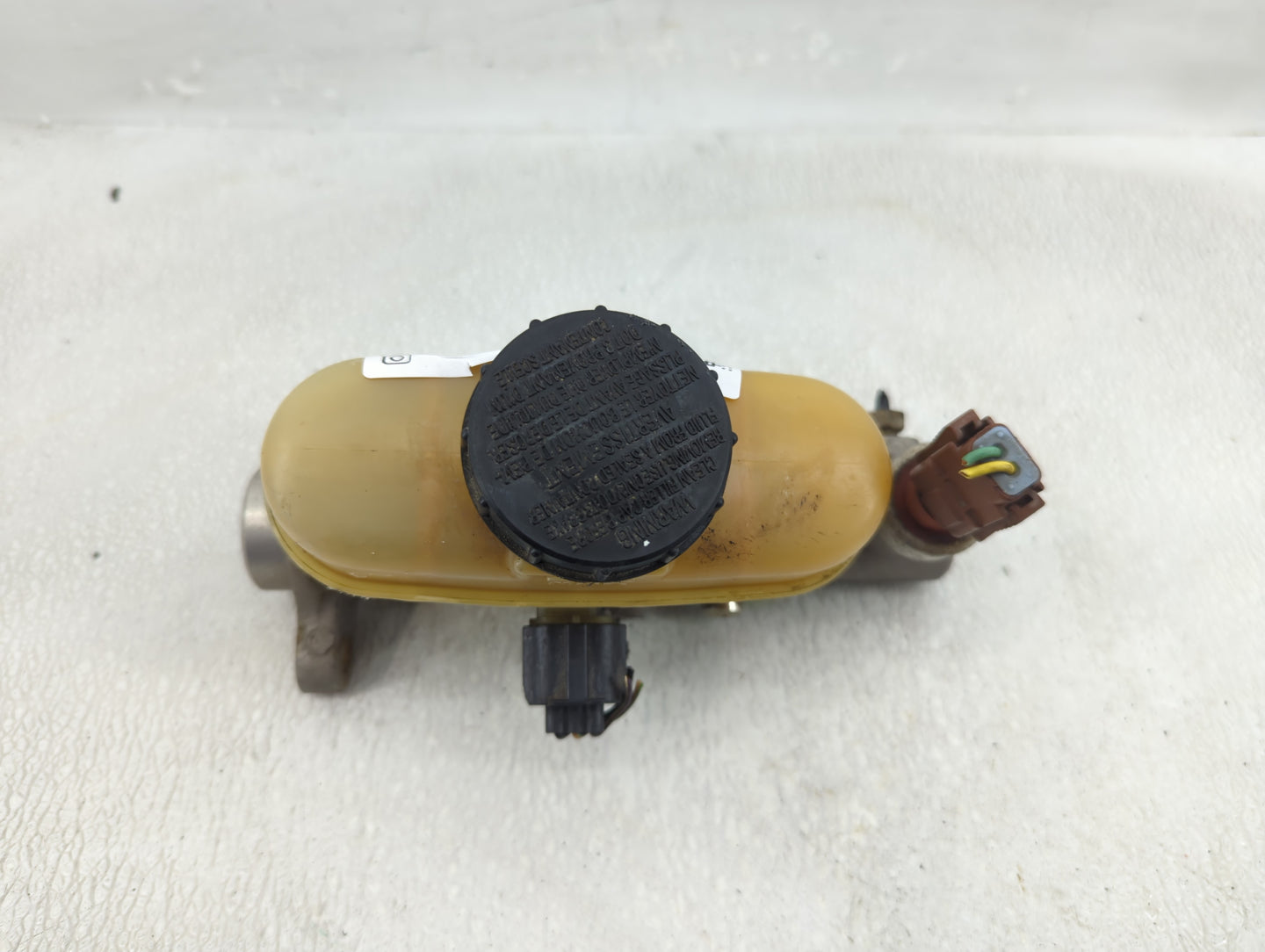 2001-2003 Ford Explorer Sport Trac Brake Master Cylinder - Oemusedautoparts1.com
