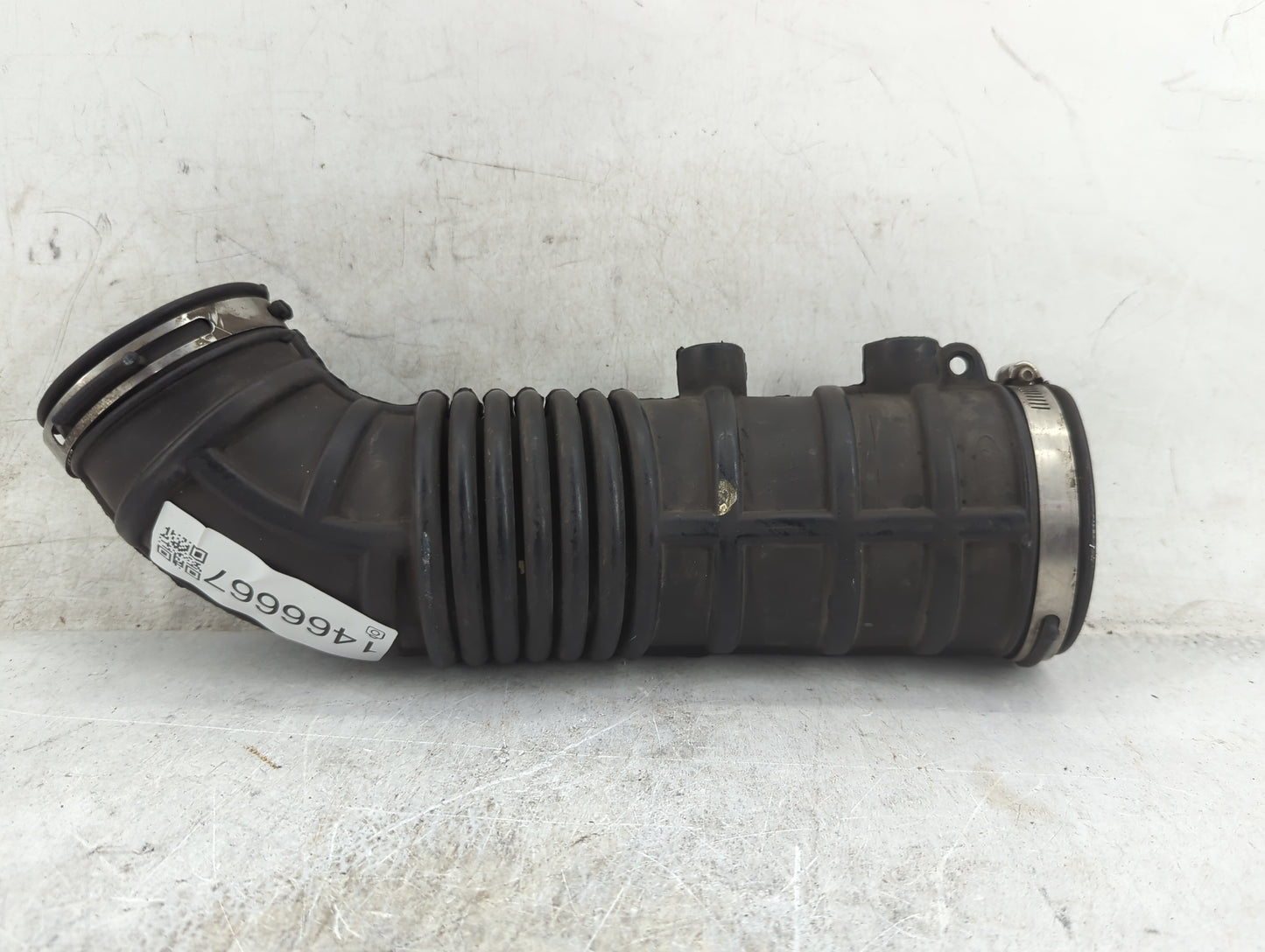 2001 Ford Explorer Sport Trac Air Cleaner Intake Duct Hose Tube - Oemusedautoparts1.com