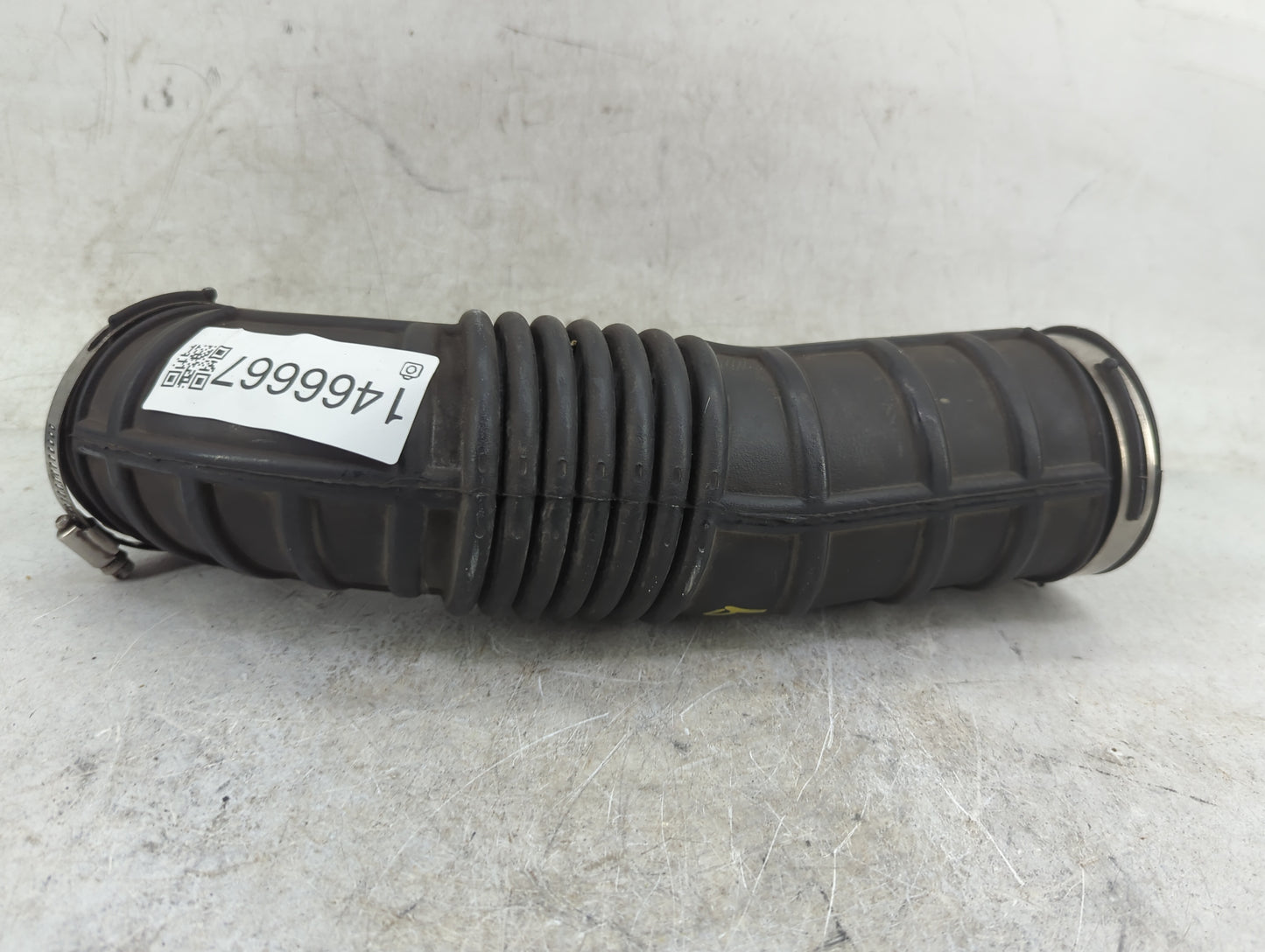 2001 Ford Explorer Sport Trac Air Cleaner Intake Duct Hose Tube - Oemusedautoparts1.com