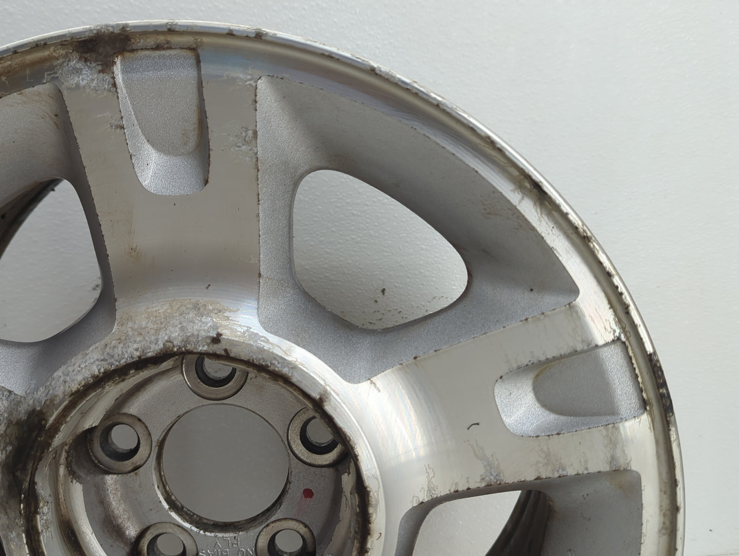 2001-2005 Ford Explorer Sport Trac Oem Wheel Rim 883624 - Oemusedautoparts1.com