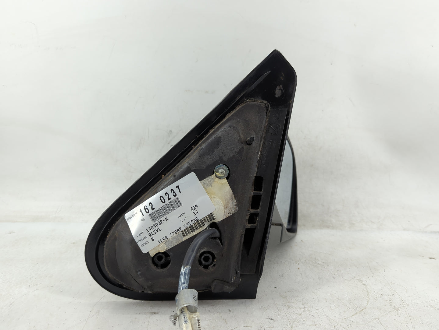 2001-2005 Ford Explorer Sport Trac Passenger Side View Mirror - Right Door Mirror OEM Used - Oemusedautoparts1.com