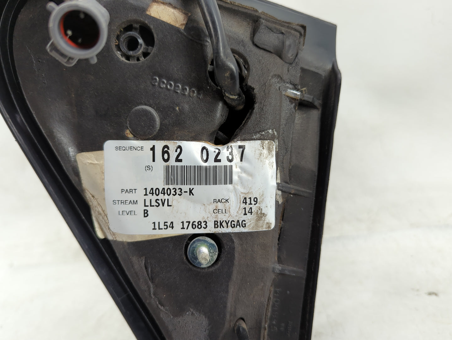 2001-2005 Ford Explorer Sport Trac Driver Side View Mirror - Left Door Mirror OEM Used - Oemusedautoparts1.com
