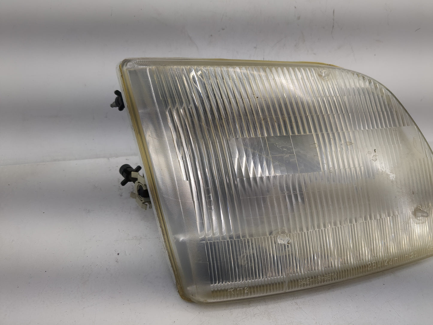 1997-2003 Ford F-150 Passenger Right Oem Head Light Headlight Lamp - Oemusedautoparts1.com