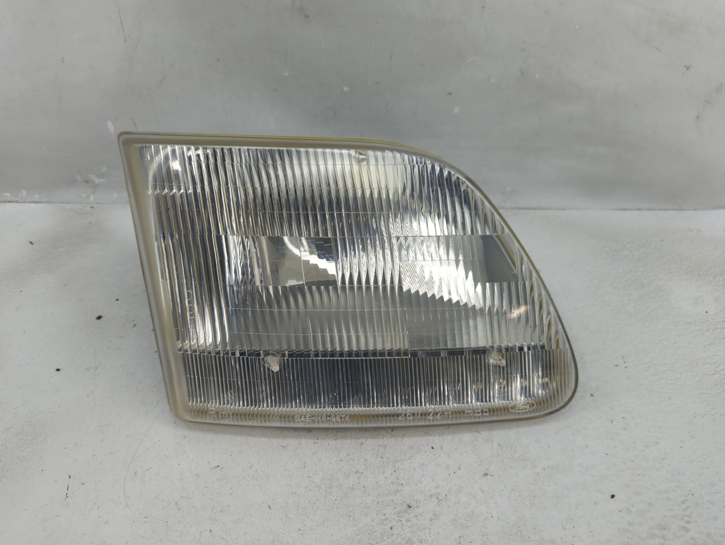 1997-2003 Ford F-150 Passenger Right Oem Head Light Headlight Lamp - Oemusedautoparts1.com