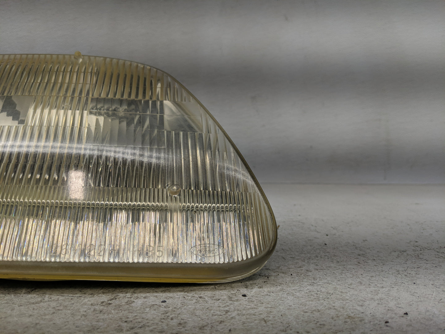 1997-2003 Ford F-150 Passenger Right Oem Head Light Headlight Lamp - Oemusedautoparts1.com