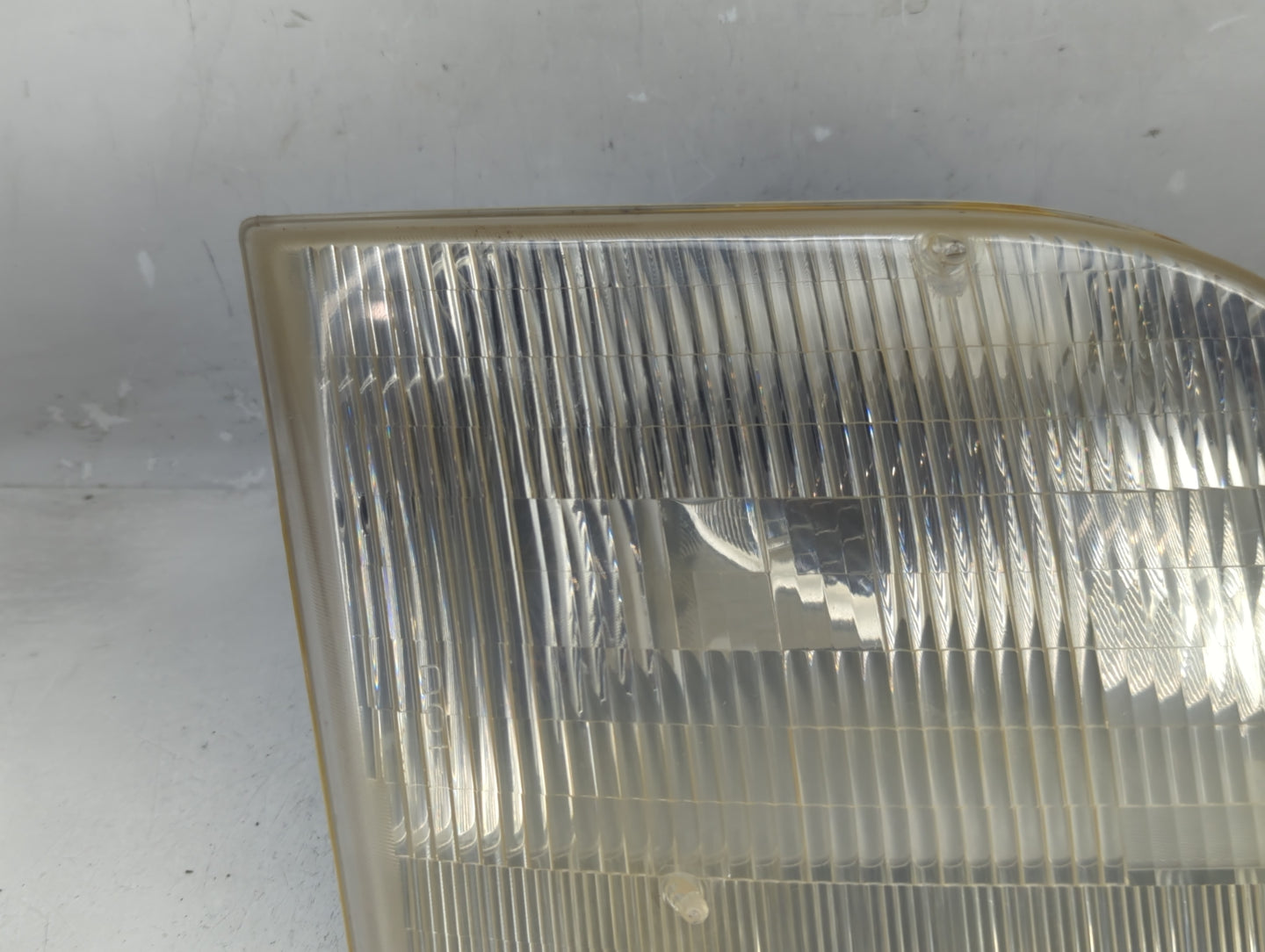 1997-2003 Ford F-150 Passenger Right Oem Head Light Headlight Lamp - Oemusedautoparts1.com