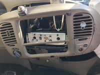 1999-2002 Ford F-150 Radio AM FM Cd Player Receiver Replacement Fits Fits 1998 1999 2000 2001 2002 OEM Used Auto Parts - Oem