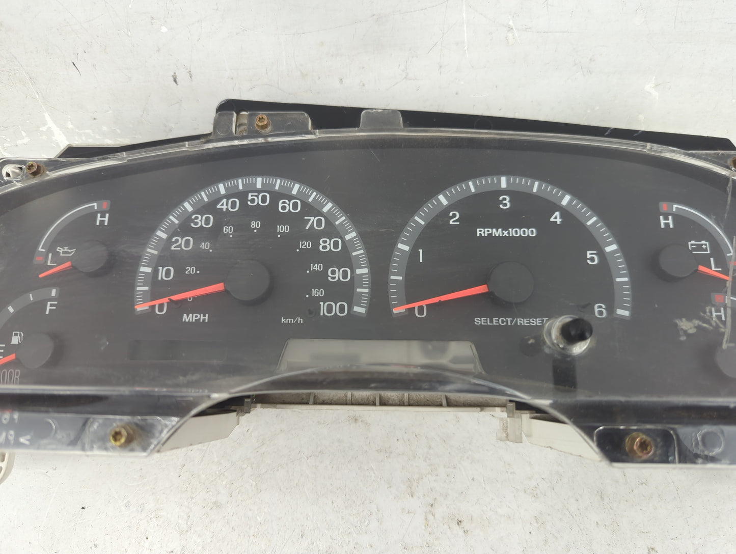 2000-2001 Ford F-150 Instrument Cluster Speedometer Gauges P/N:XL3F-10848-BD F82F-10B882-AE Fits Fits 2000 2001 OEM Used Aut
