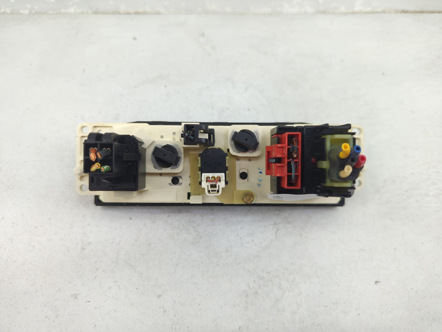 1999-2004 Ford F-150 Climate Control Module Temperature AC/Heater Replacement P/N:XL3H-19E764 Fits OEM Used Auto Parts - Oem
