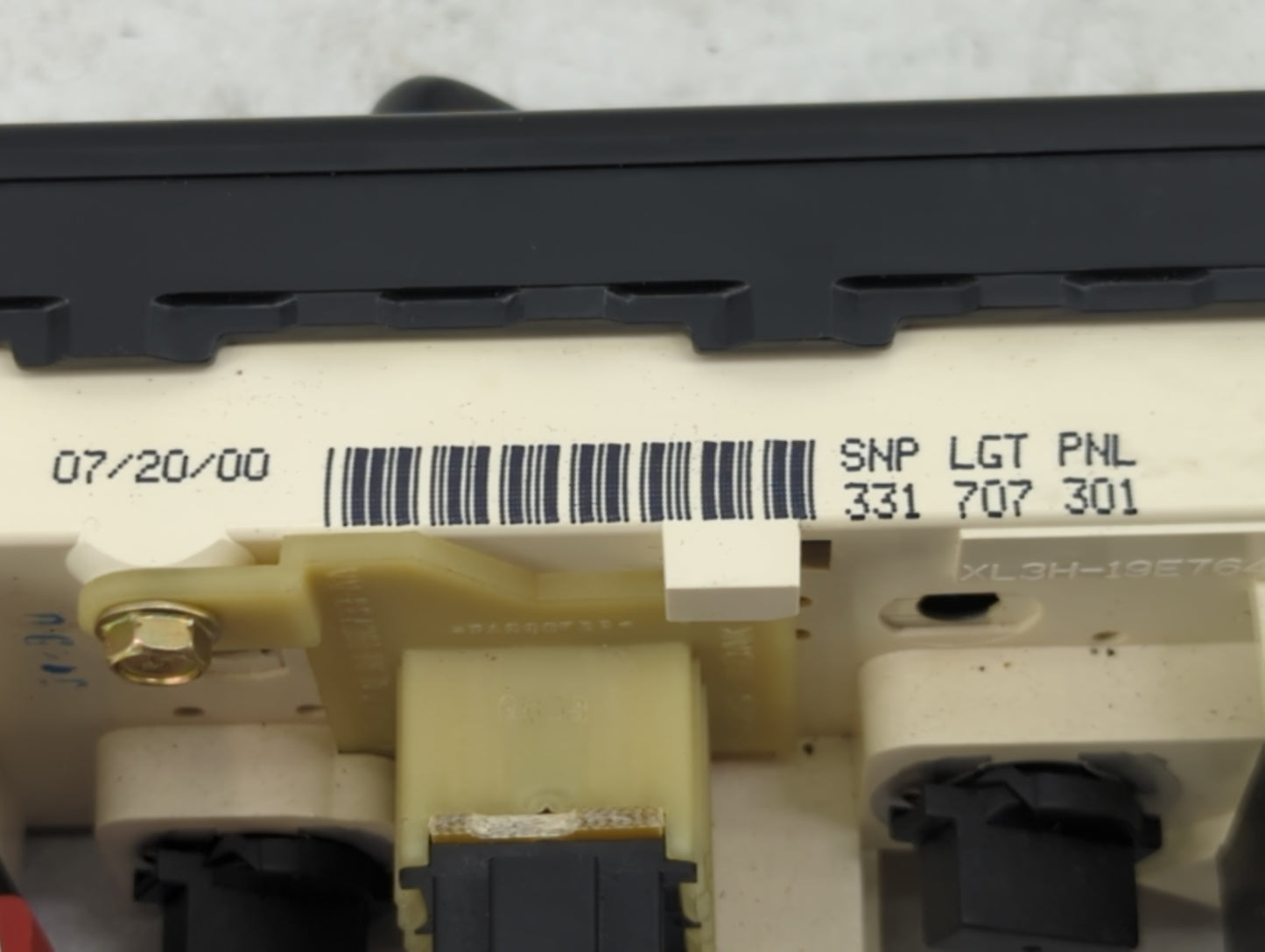 1999-2004 Ford F-150 Climate Control Module Temperature AC/Heater Replacement P/N:XL3H-19E764 Fits OEM Used Auto Parts - Oem