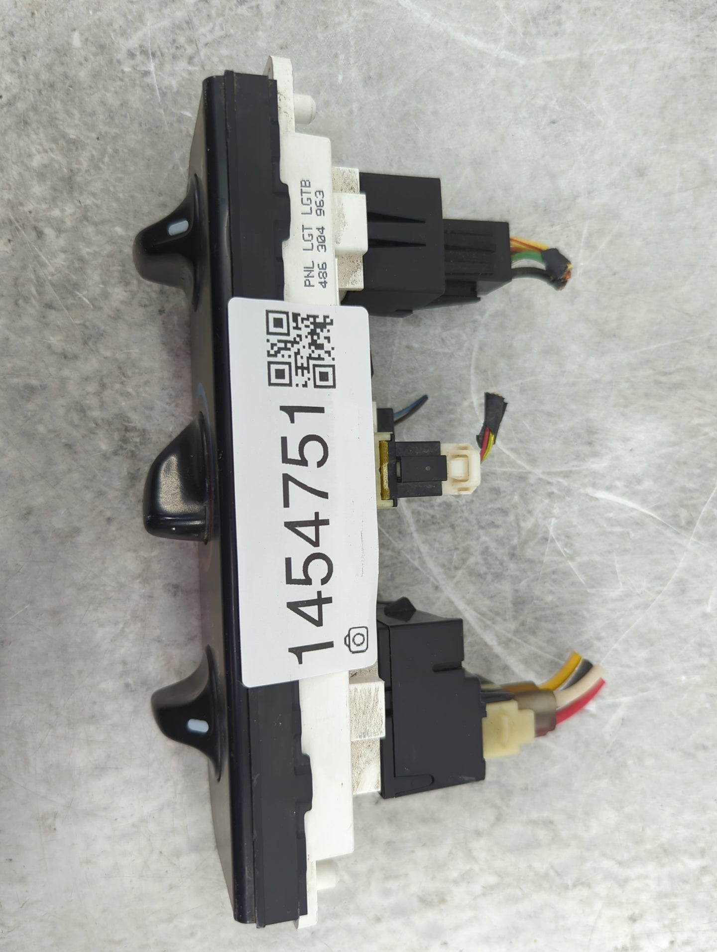 2001 Ford F-150 Ac Heater Climate Control 486304963 - Oemusedautoparts1.com