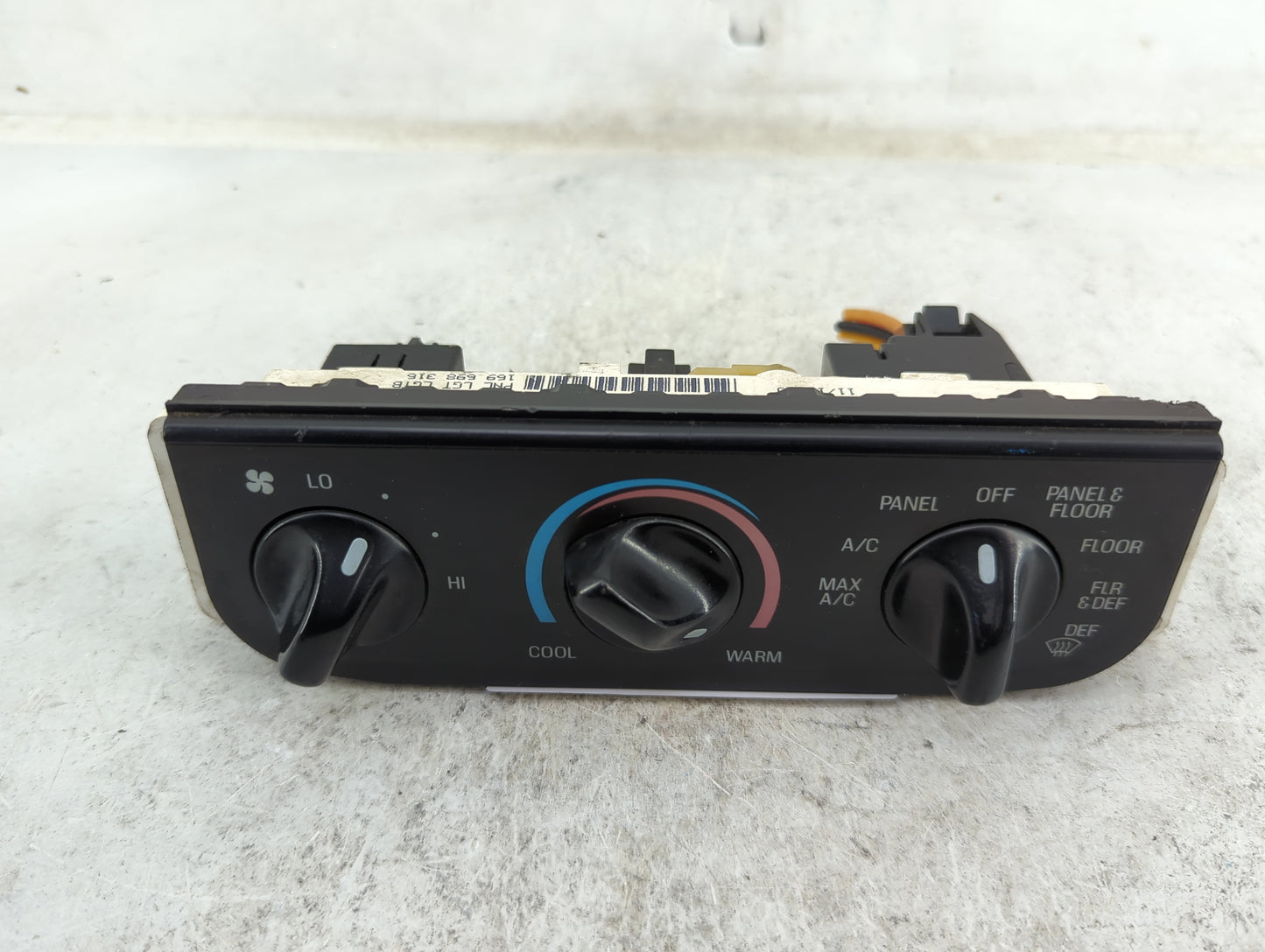 1999-2004 Ford F-150 Climate Control Module Temperature AC/Heater Replacement P/N:PNL LG1 161B 169 698 316 Fits OEM Used Aut