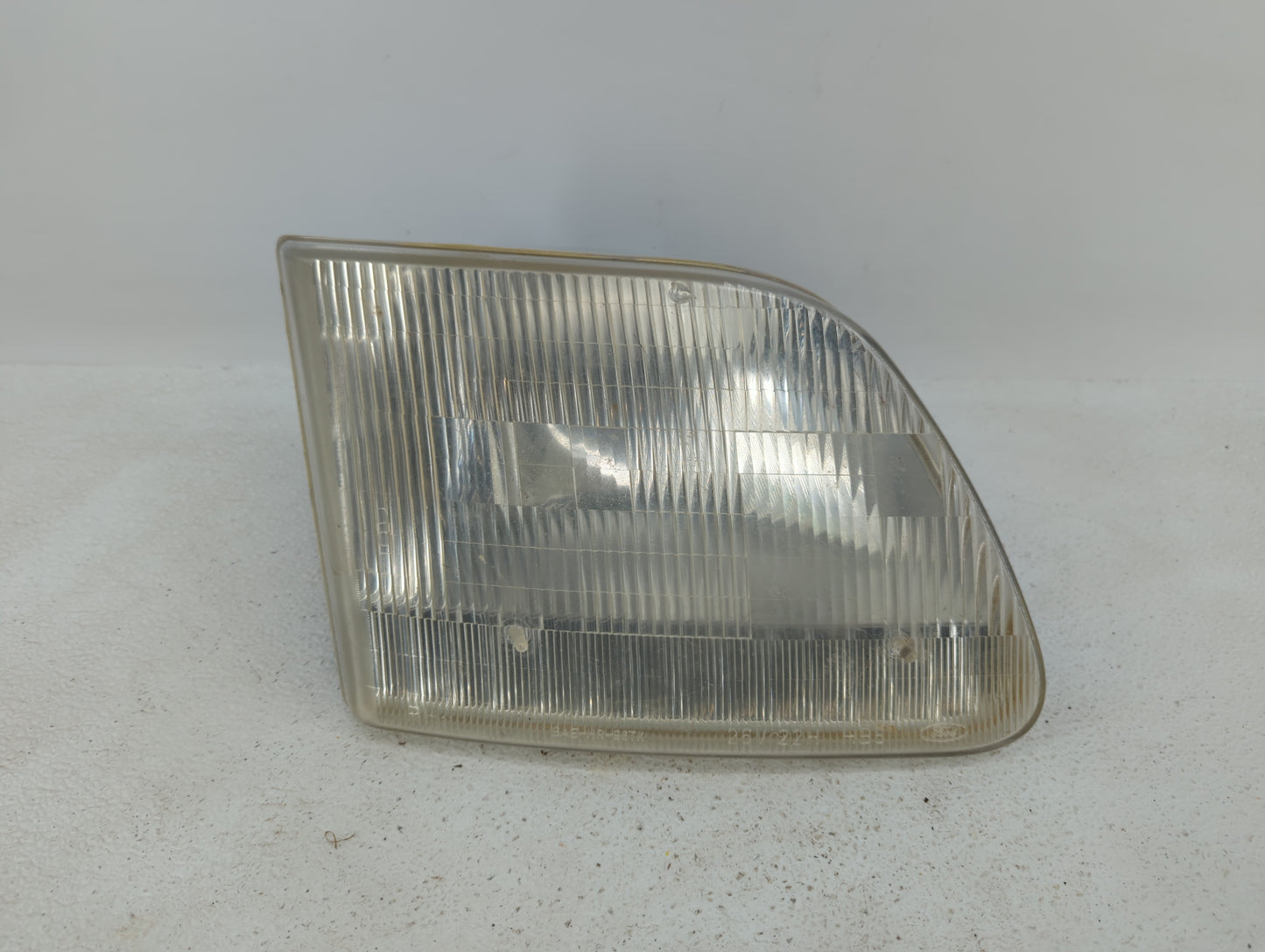1997-2003 Ford F-150 Passenger Right Oem Head Light Headlight Lamp 363391 - Oemusedautoparts1.com