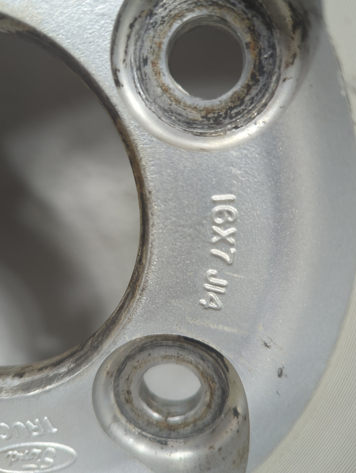 2001 Ford F-150 Oem Wheel Rim 5015298 - Oemusedautoparts1.com