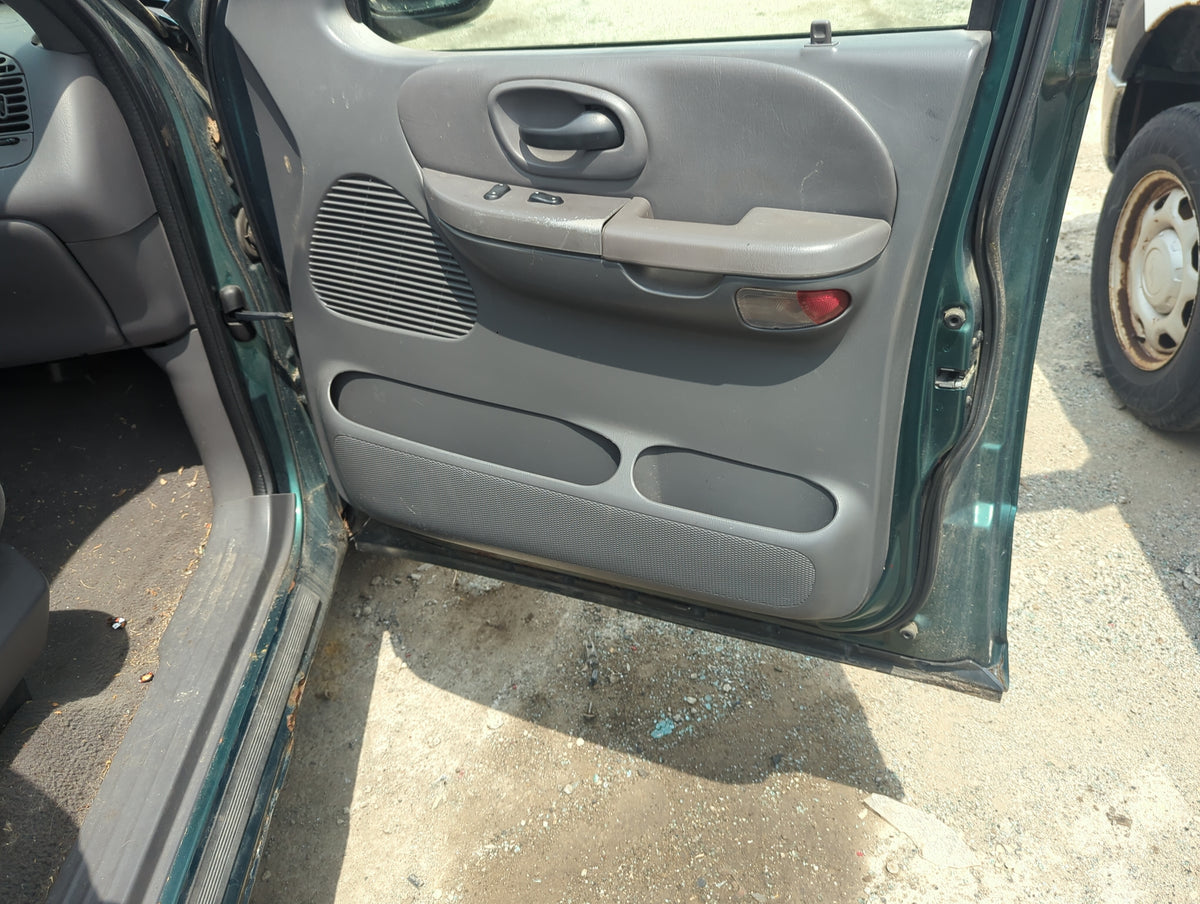 2001 Ford F-150 Front Right Passenger Interior Door Panel Trim 5019039 - Oemusedautoparts1.com