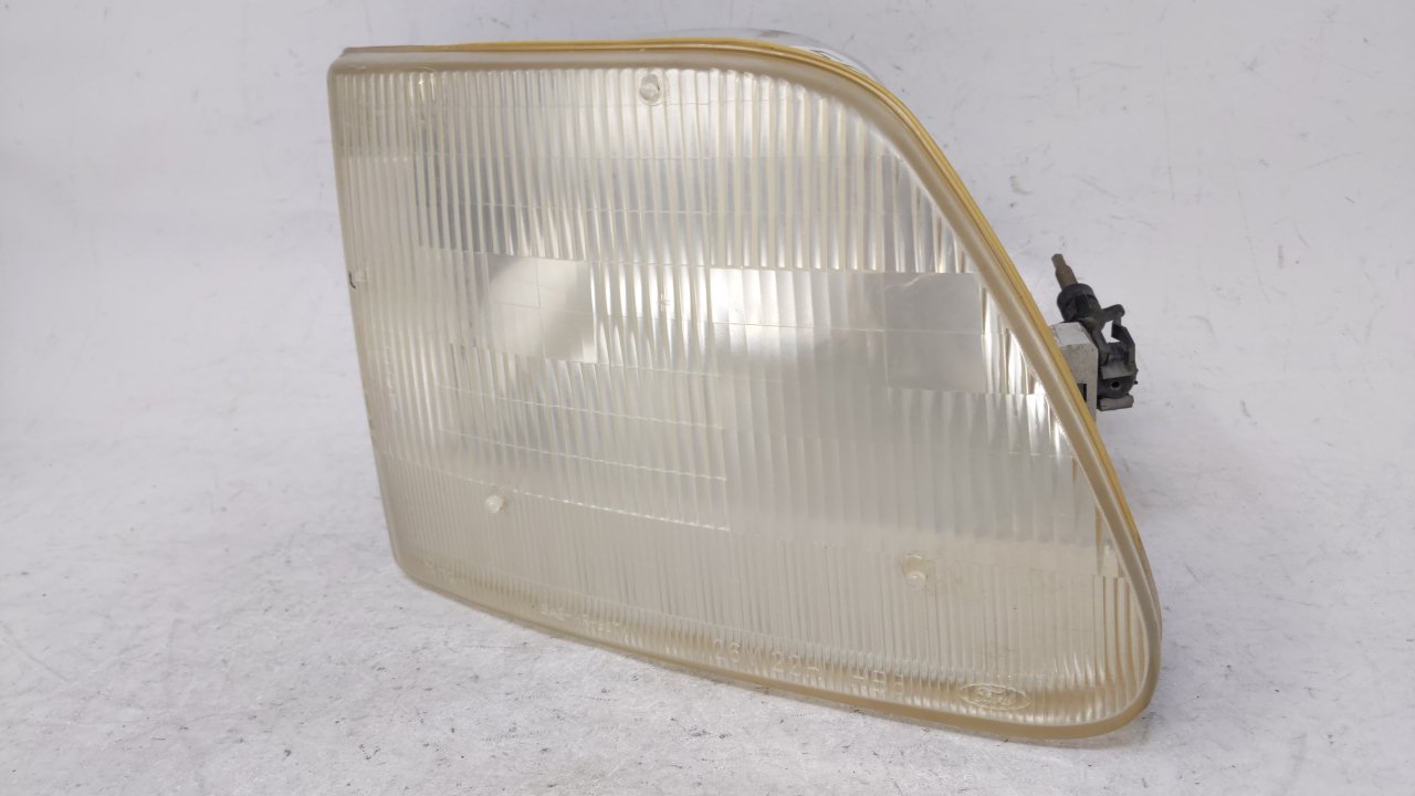 1997-2004 Ford F-150 Passenger Right Oem Head Light Headlight Lamp - Oemusedautoparts1.com