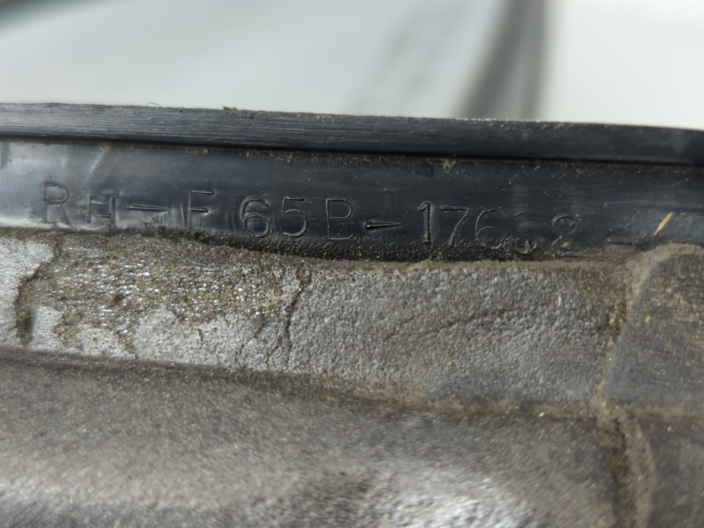 1997-2002 Ford F-150 Side Mirror Replacement Passenger Right View Door Mirror P/N:F65B-17682 Fits OEM Used Auto Parts - Oemu