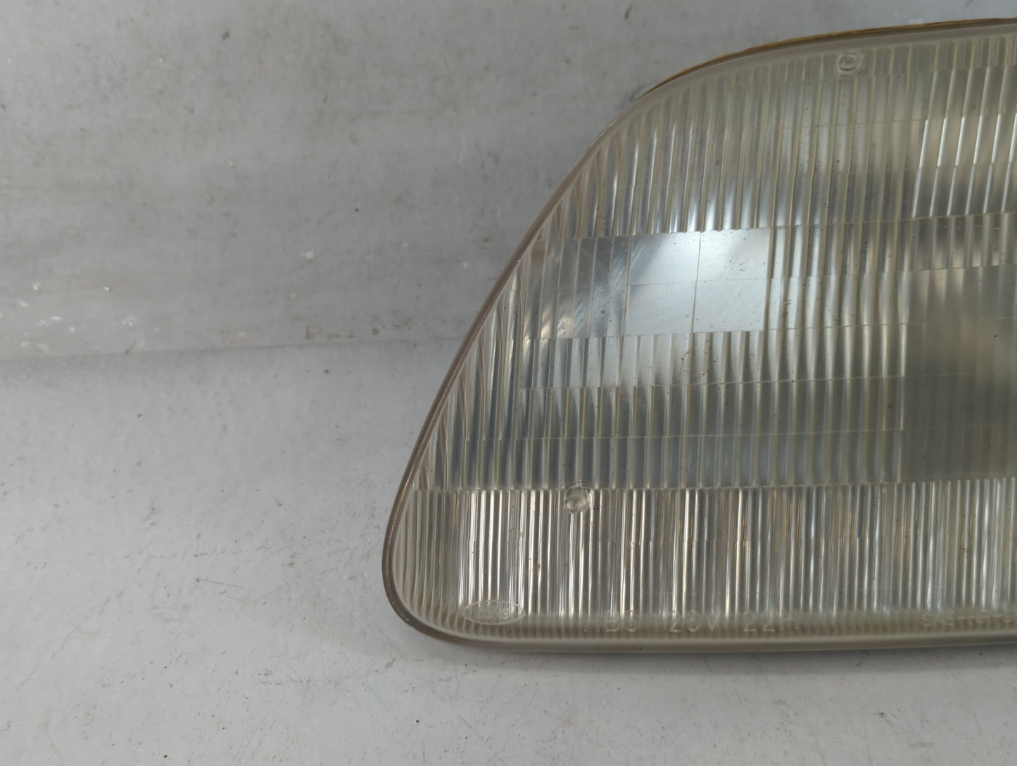 1997-2003 Ford F-150 Driver Left Oem Head Light Headlight Lamp - Oemusedautoparts1.com