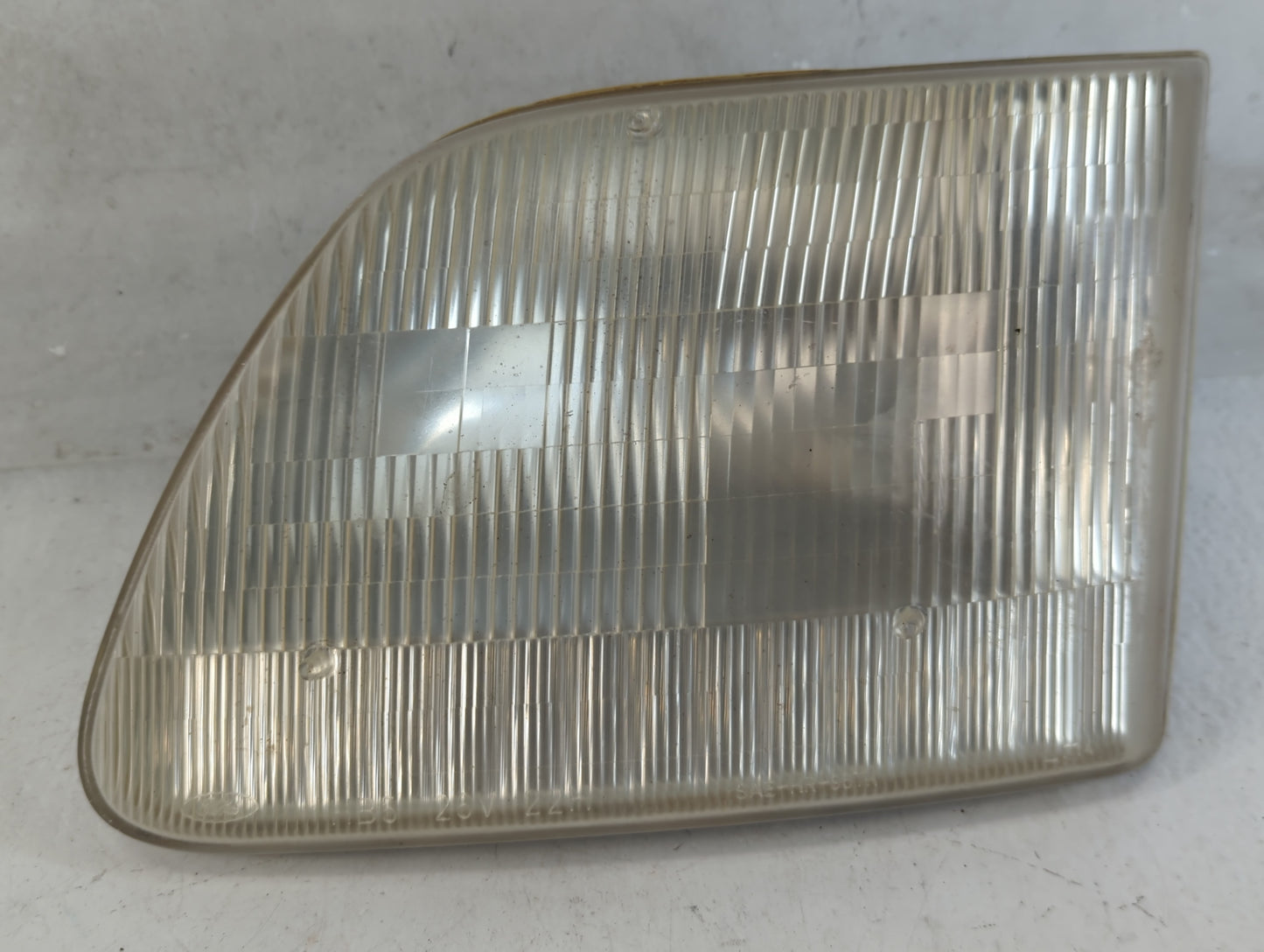 1997-2003 Ford F-150 Driver Left Oem Head Light Headlight Lamp - Oemusedautoparts1.com