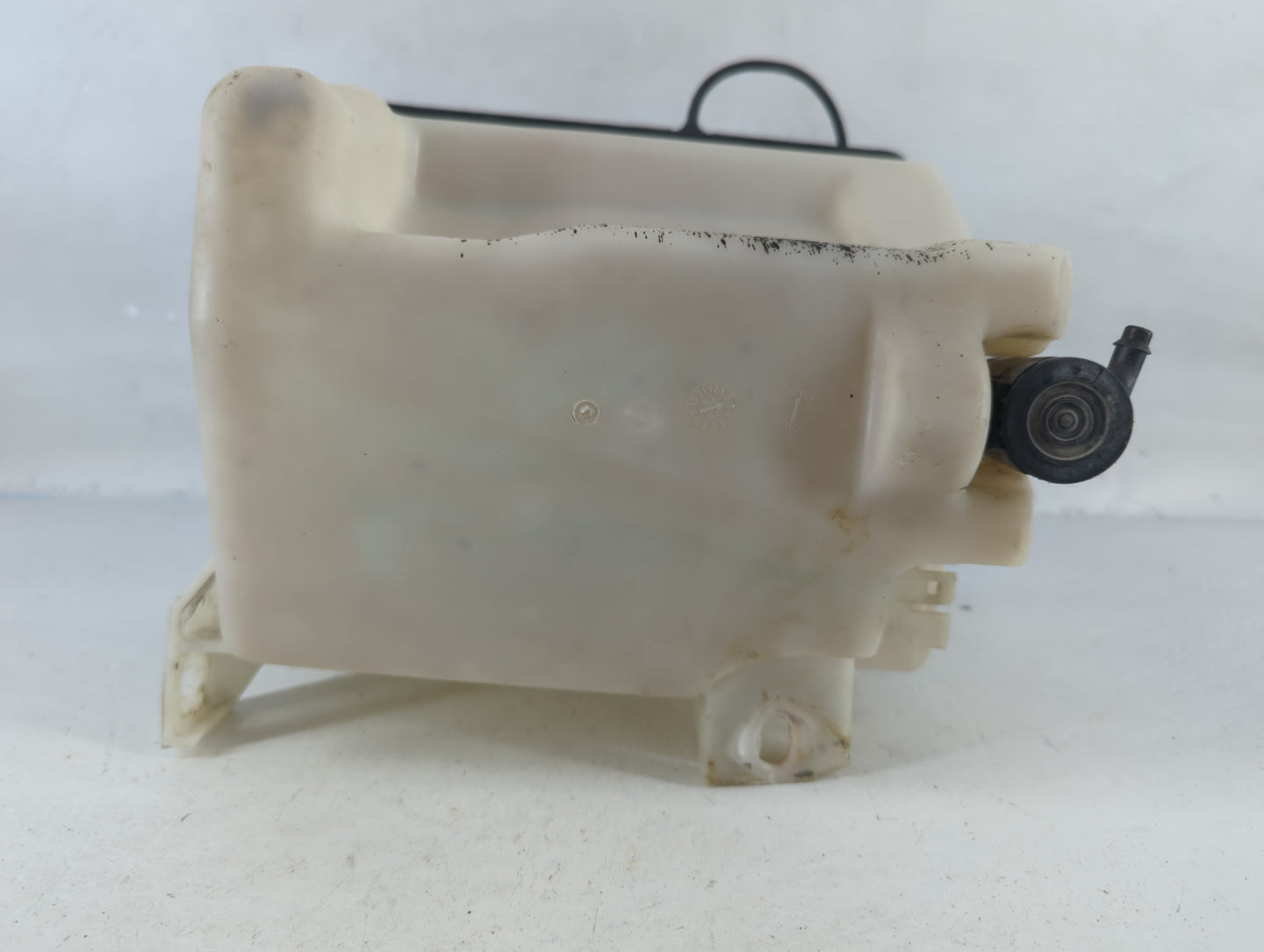 1998-2006 Ford F-150 Windshield Washer Fluid Reservoir Bottle Oem - Oemusedautoparts1.com
