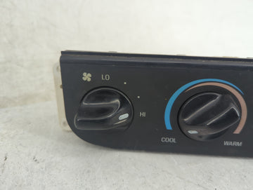 2001 Ford F150 Climate Control Module Temperature AC/Heater Replacement P/N:YL3H-19E764-A 779369807 Fits OEM Used Auto Parts
