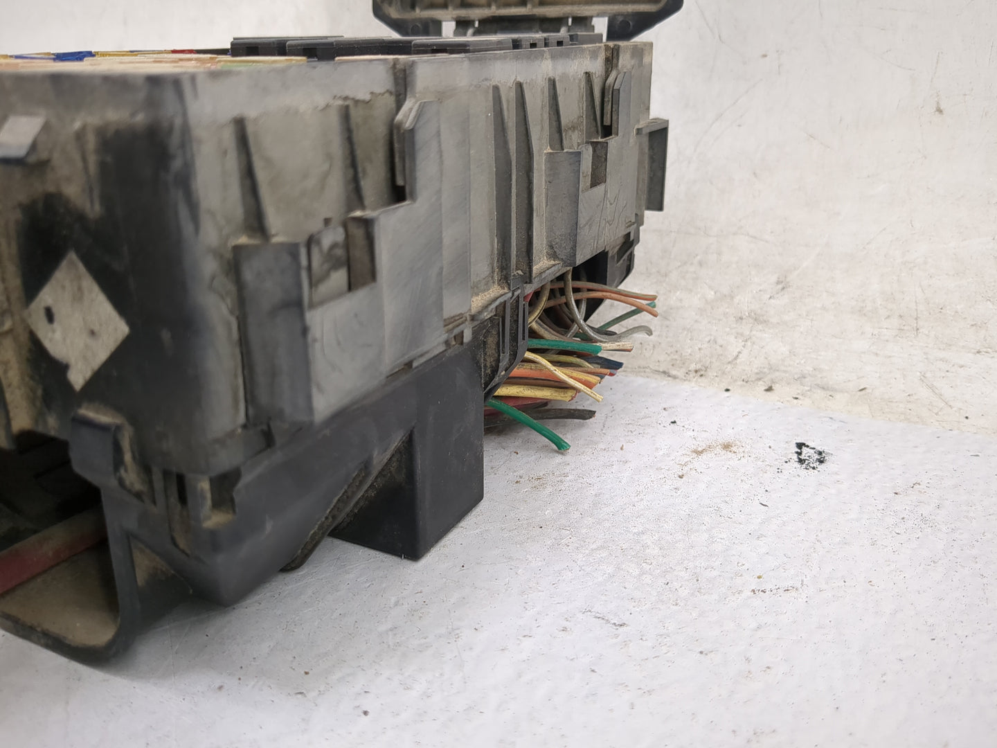 2001 Ford F150 Fusebox Fuse Box Panel Relay Module P/N:XL34-14A003-AC F57B-14B192-AA, F57B-14B192-AA Fits Fits 2000 2002 200