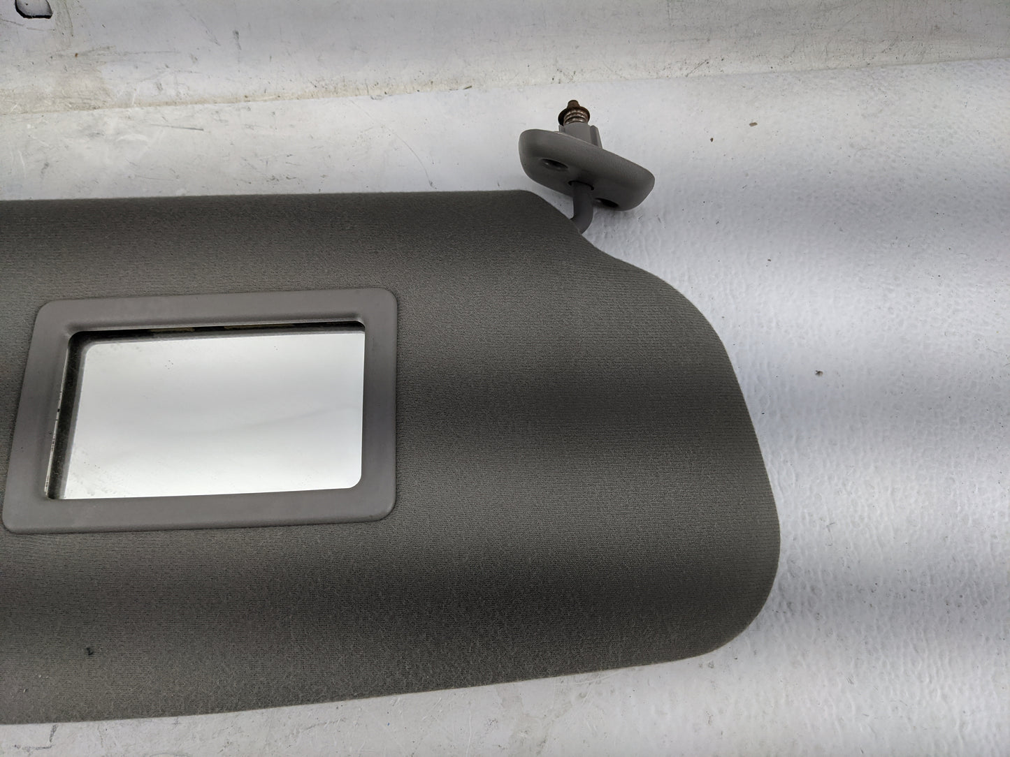 2001 Ford F350sd Sun Visor Shade Replacement Passenger Right Mirror Fits Fits 2000 OEM Used Auto Parts - Oemusedautoparts1.c
