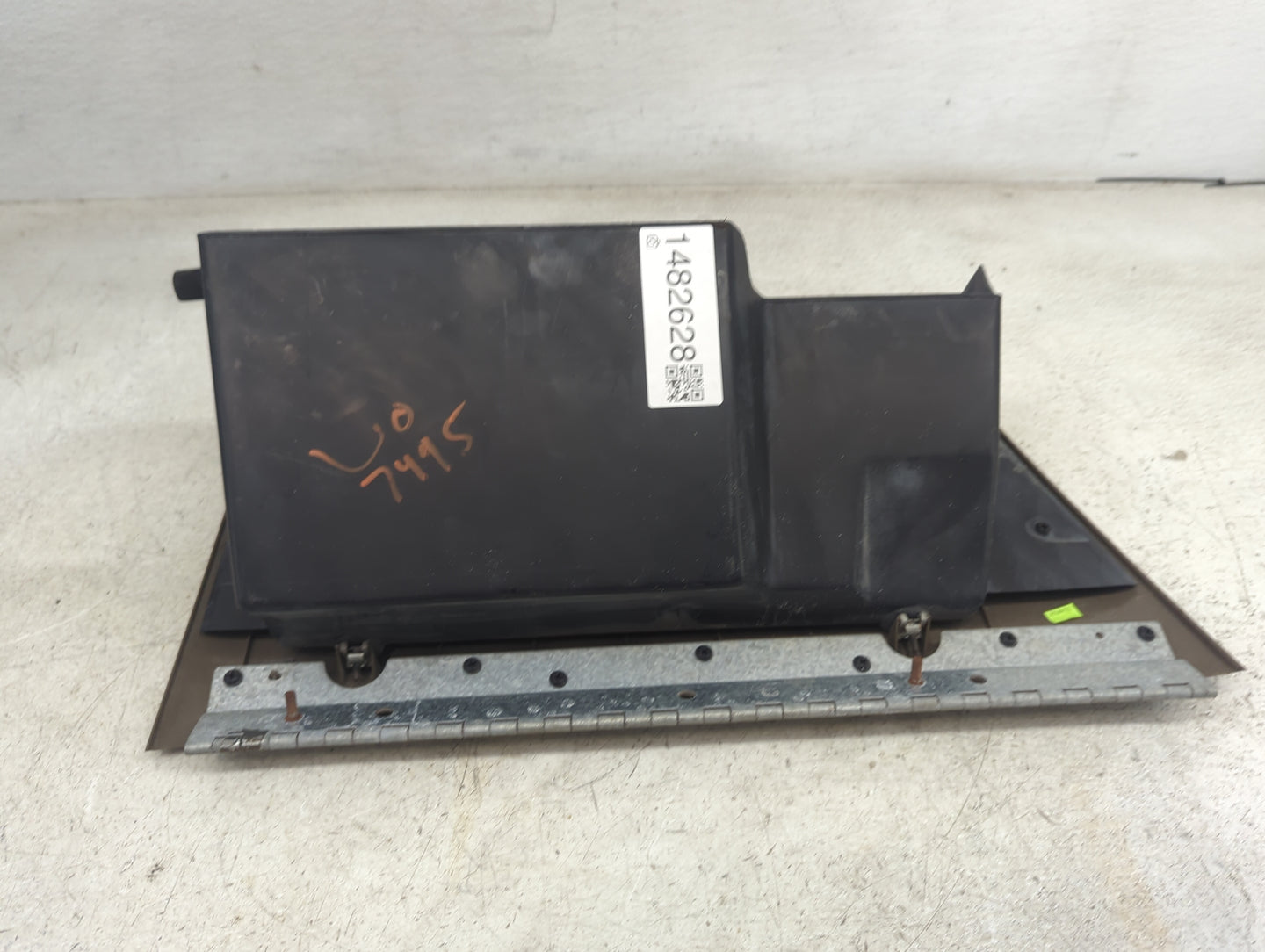 2001 Ford F350sd Passenger Glove Box Door Storage Compartment Tan - Oemusedautoparts1.com