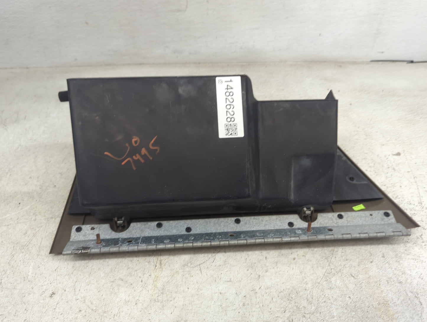 2001 Ford F350sd Passenger Glove Box Door Storage Compartment Tan - Oemusedautoparts1.com